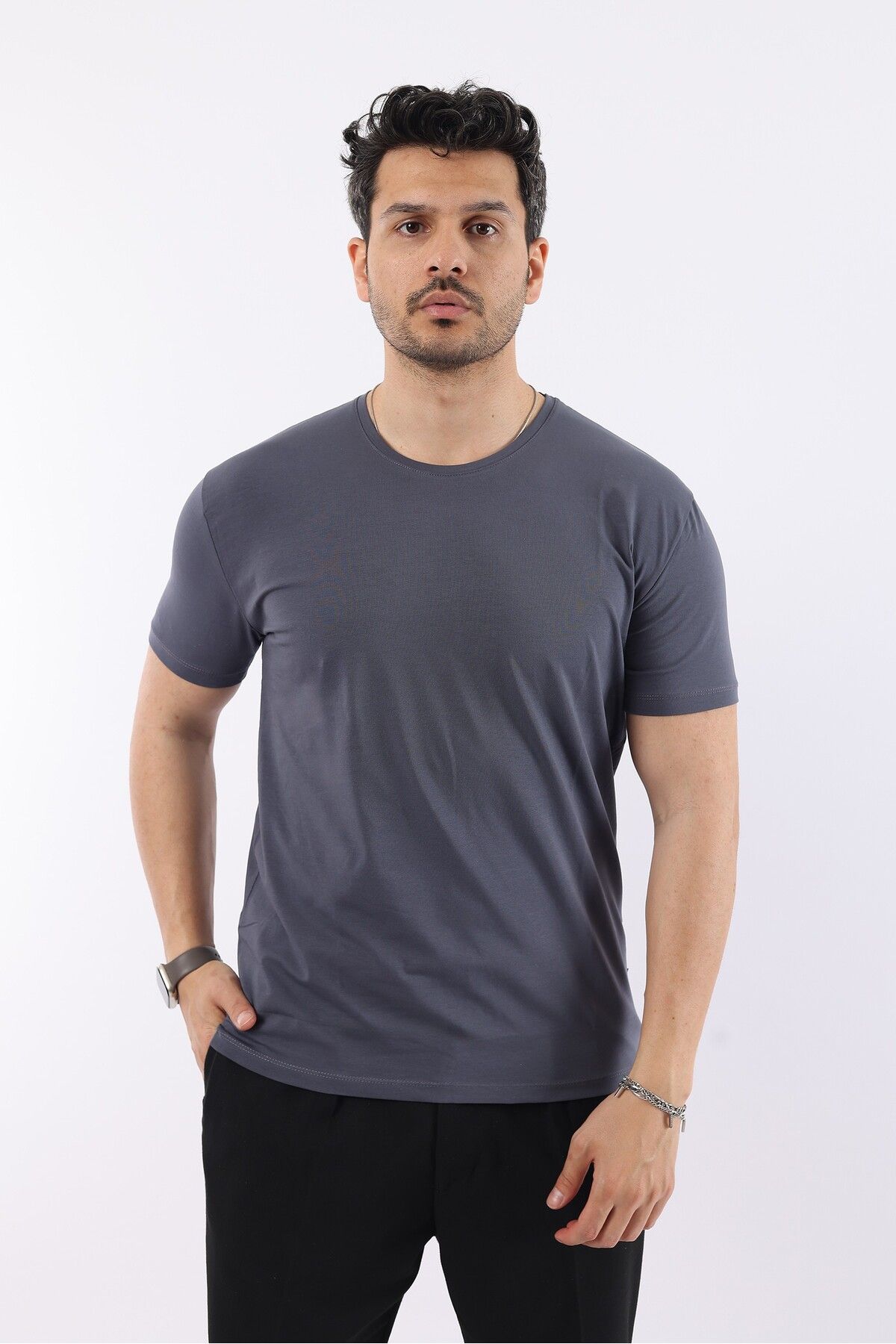 Rodrigo Erkek Bisiklet Yaka Slim Fit Basic Düz T-shirt Tişört