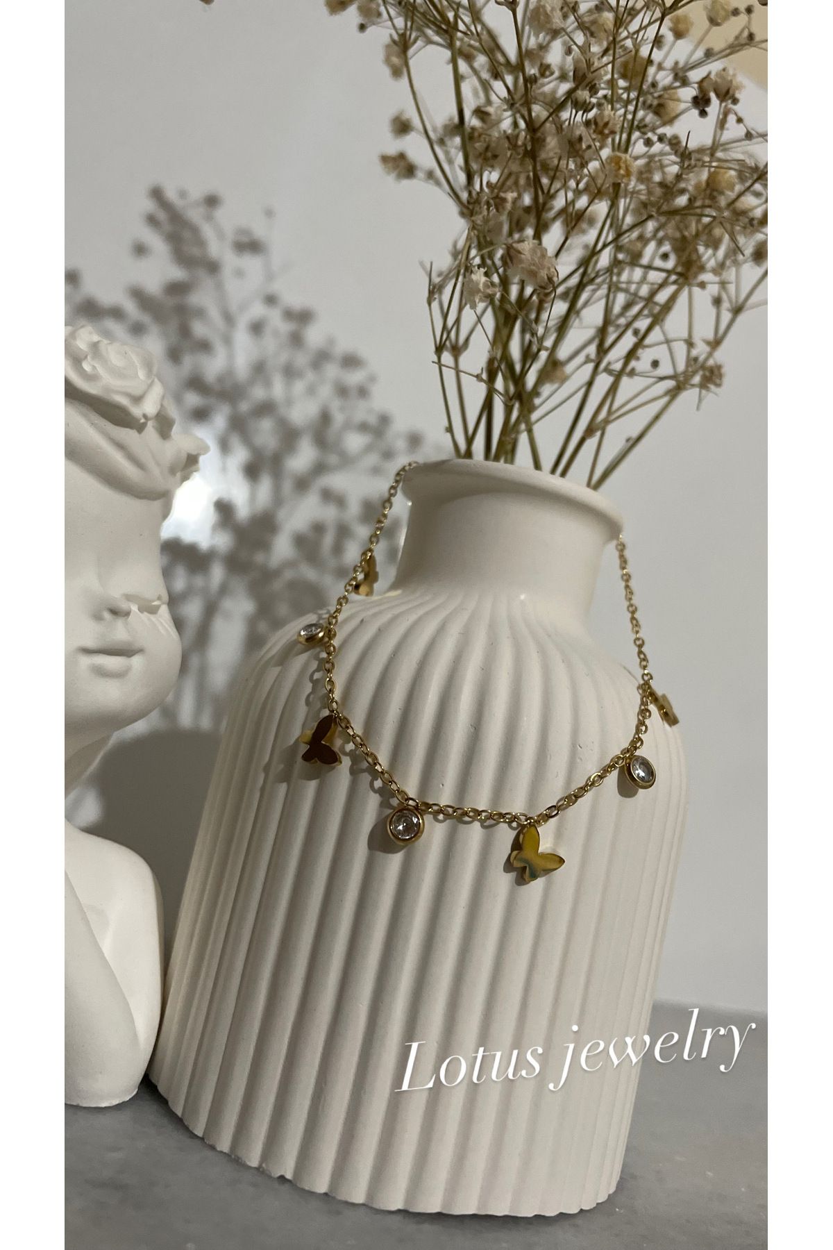 Lotus Jewelry Paslanmaz çelik kelebek detaylı bileklik