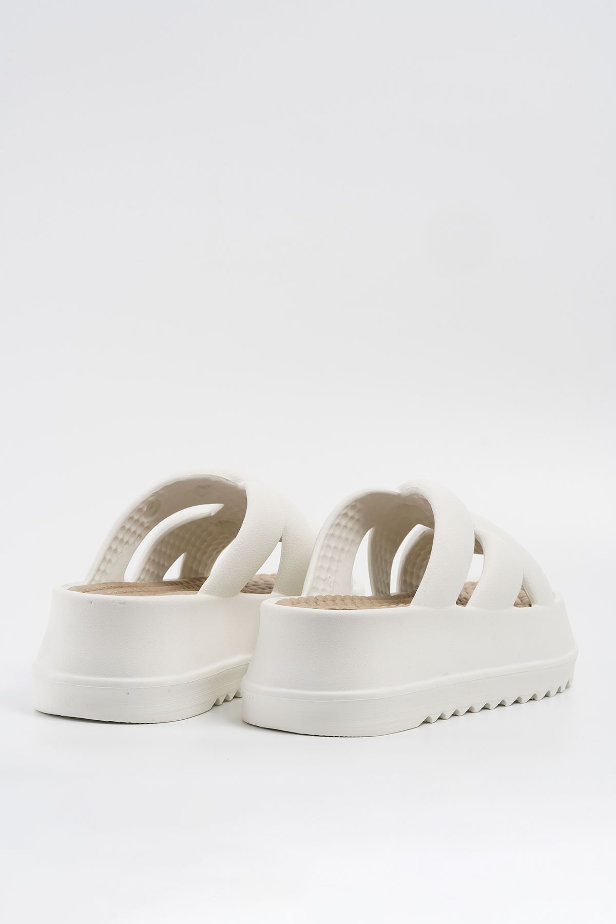 Beyond-Women's White Cross Banded High Sole Eva Slippers 6.5cm Byndpcb01 8