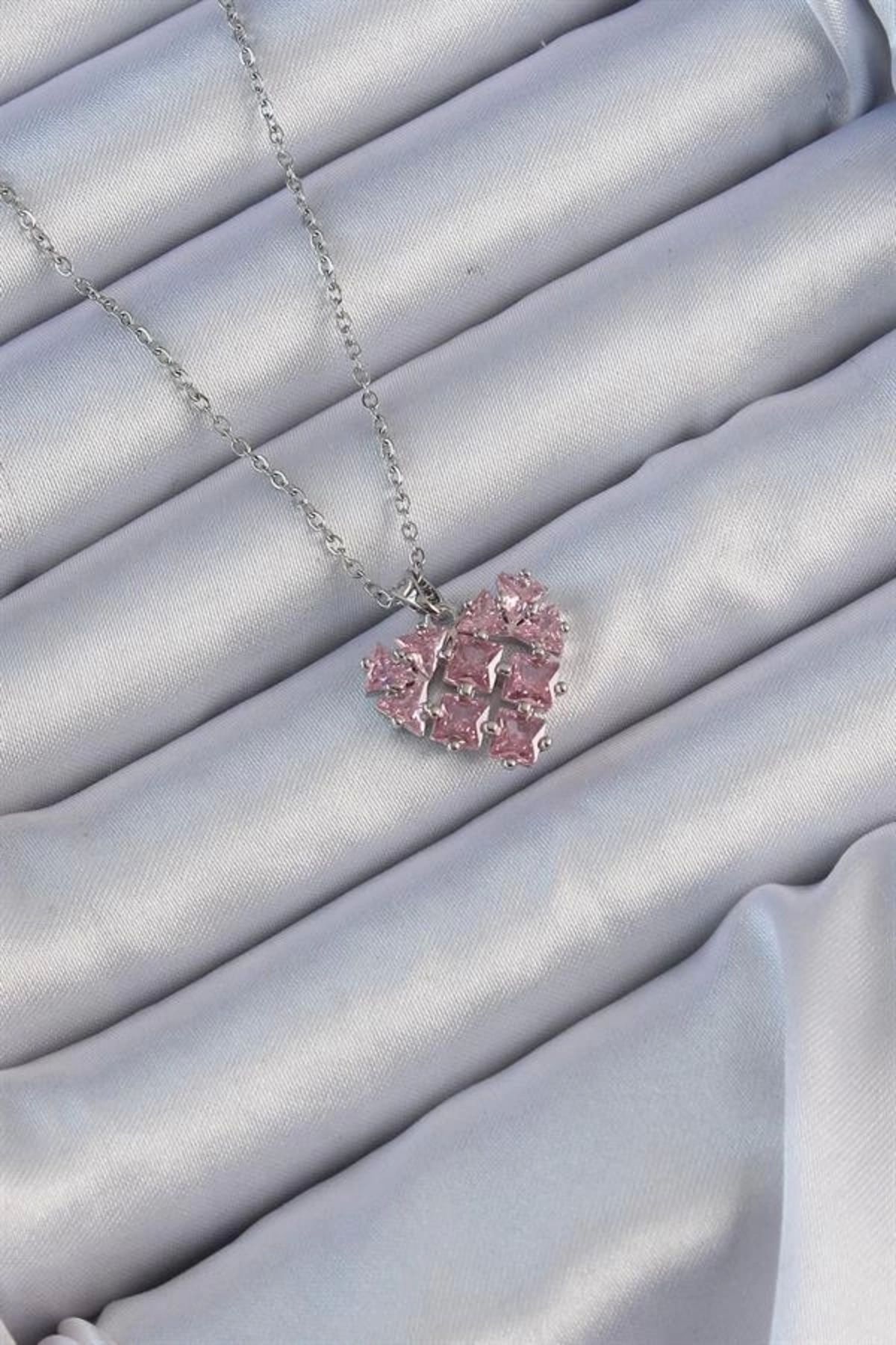 Lale Moda 316L Çelik Zincir Gümüş Renk Pembe Parçalı Zirkon Taşlı Kalp Kolye