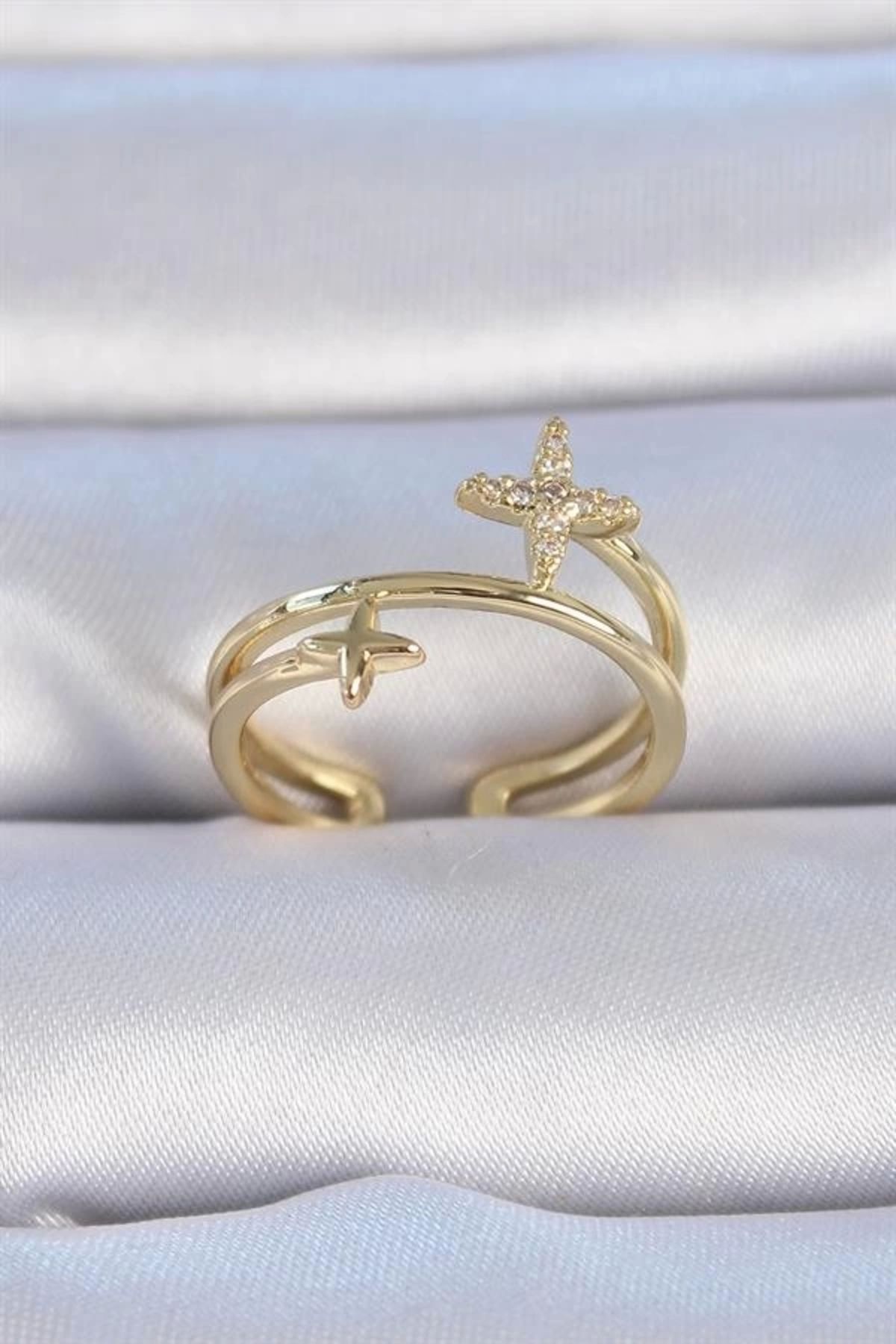 Lale Moda Pirinç Gold Renk Zirkon Taşlı Yıldız Model Kadın Yüzük