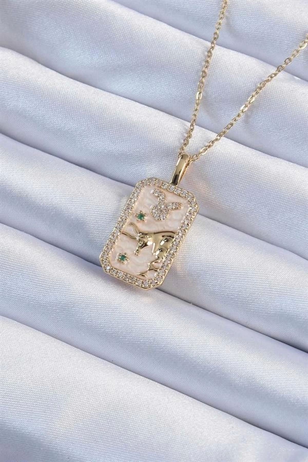 Lale Moda 316L Çelik Zincir Altın Renk Zirkon Taşlı Boğa Figürlü Tarot Kolye