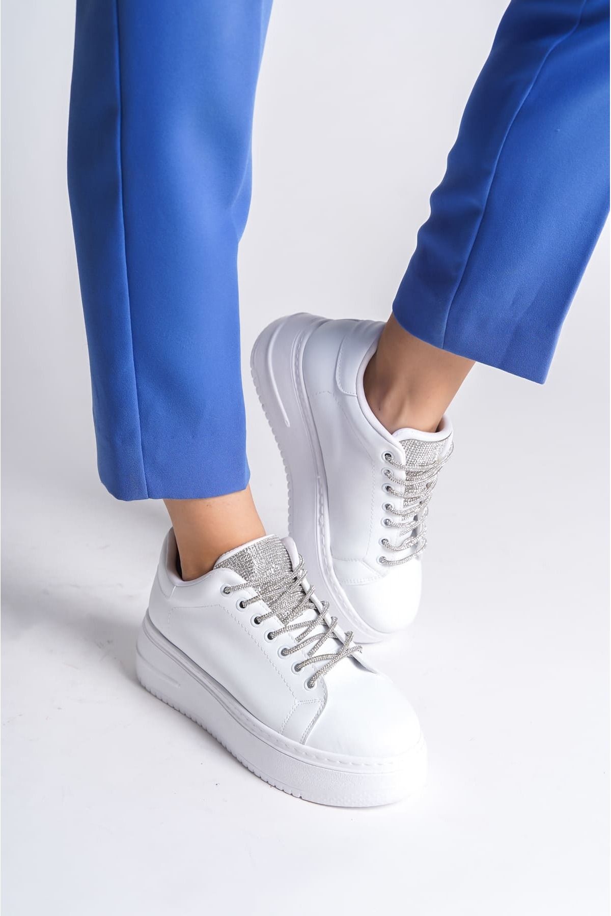 Joy DELLA Bağcıklı Ortopedik Taban Taşlı Kadın Sneaker Spor Ayakkabı - BT Beyaz