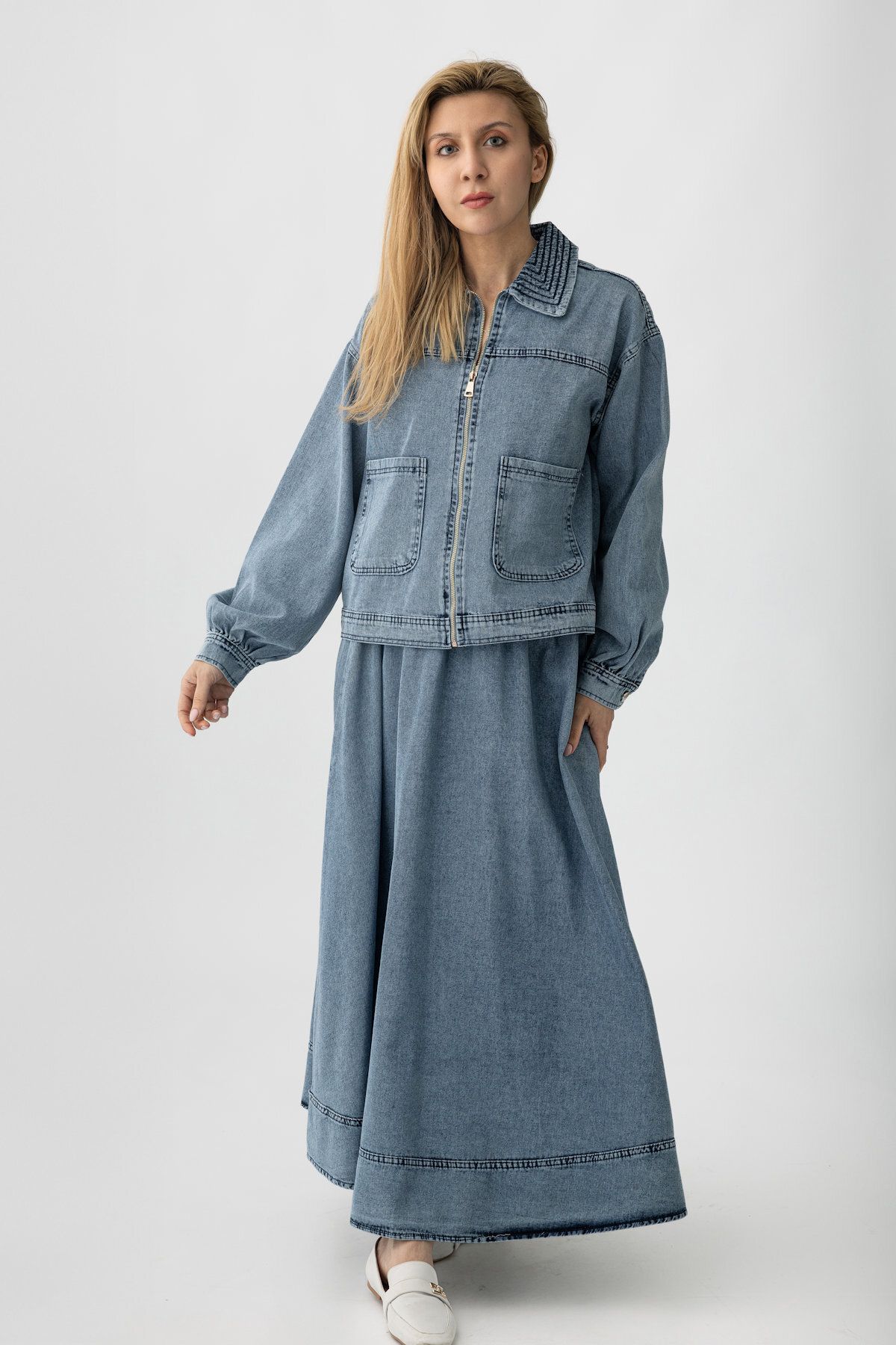 Suede Style 5427 - Cepli, Fermuarlı Yakası Nakış Detaylı Rahat, Şık, Günlük Kadın Etek Ceket Kot Takımı