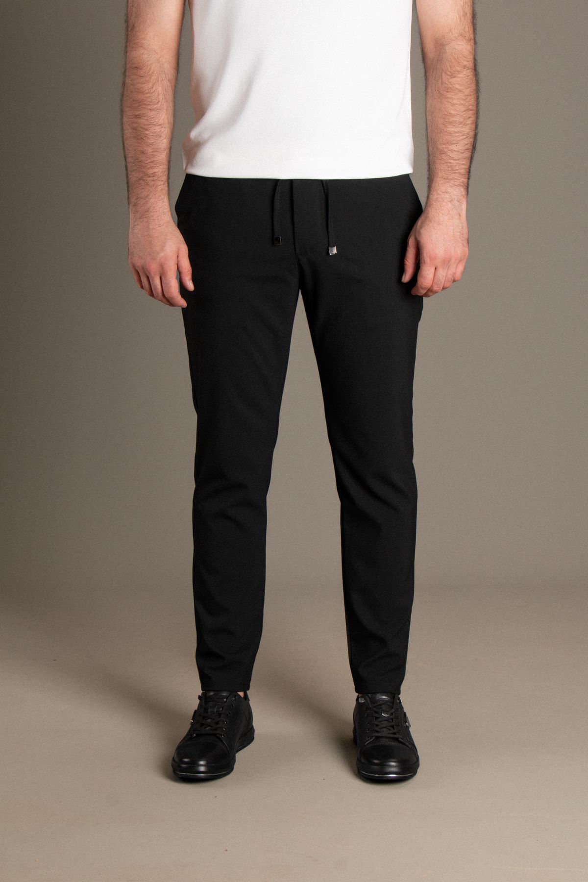 ZEKİ ÖZER-Men's Black String Jogger Pants 3