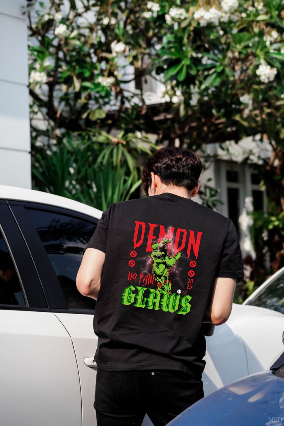 Store Unisex Özel Tasarım Siyah Demon Baskılı T-Shirt