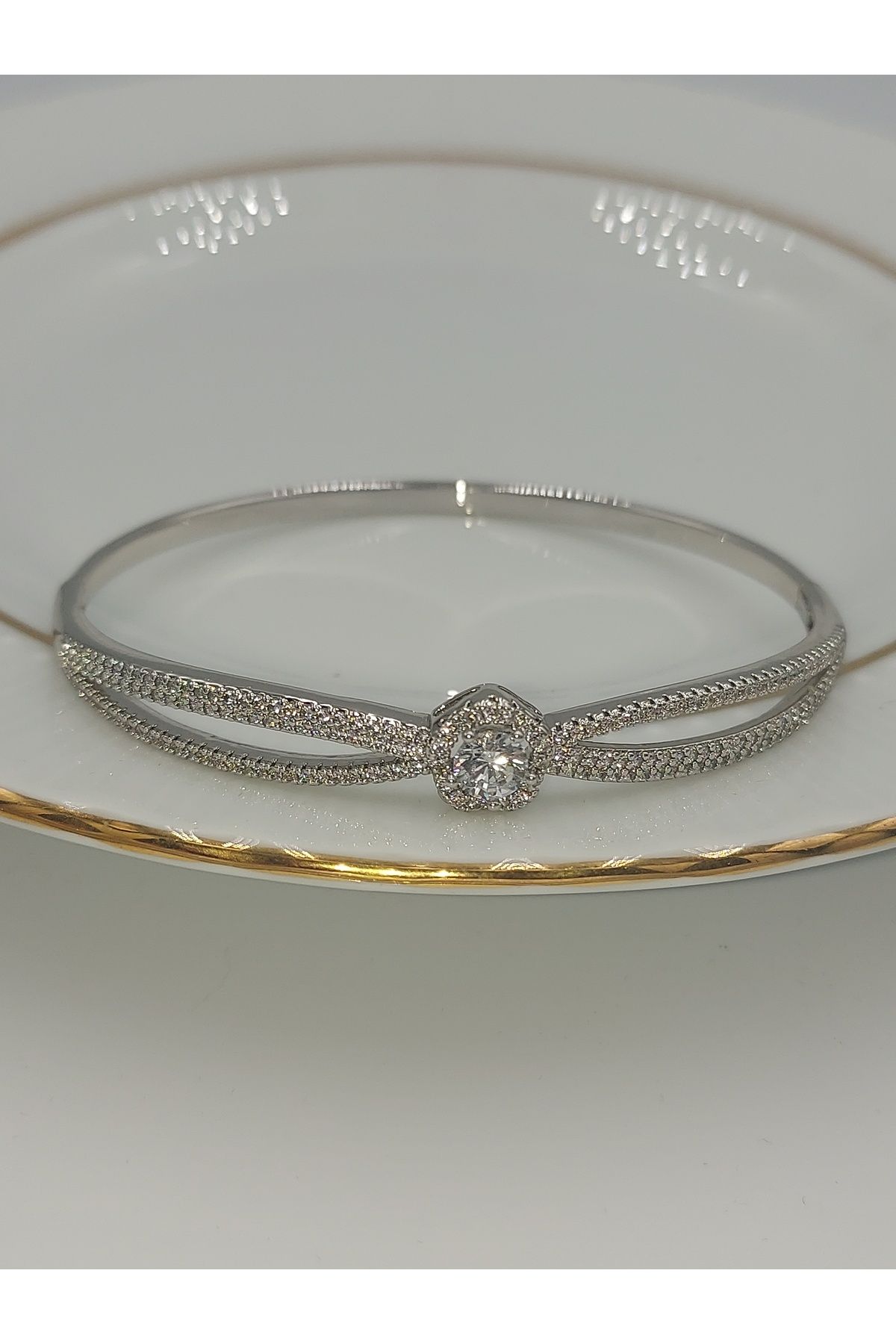 XUPING JEWELRY Xupıng Gümüş Renk Çelik Kelepçe Bileklik