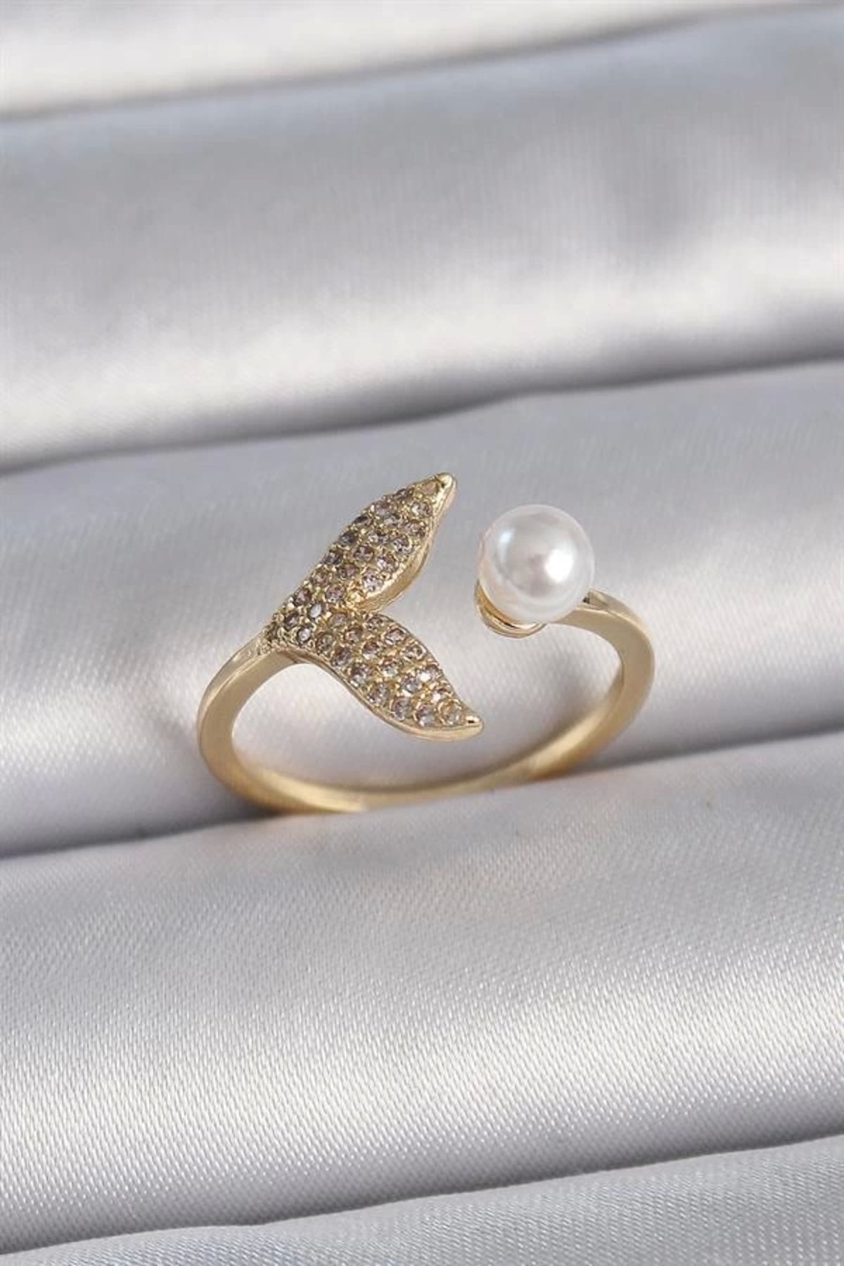 Lale Moda Pirinç Gold Renk Zirkon Taşlı Balık Kuyruğu İncili Ayarlanabilir Model Kadın Yüzük