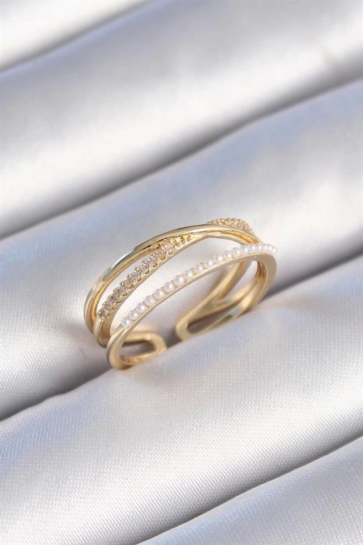 Lale Moda Pirinç Gold Renk Sıralı Zirkon Taş İnci Detay Çift Sıra Kadın Yüzük