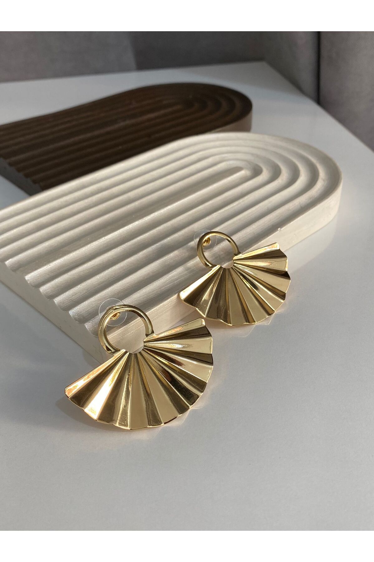 DMR Accessoire çelik gold yelpaze küpe