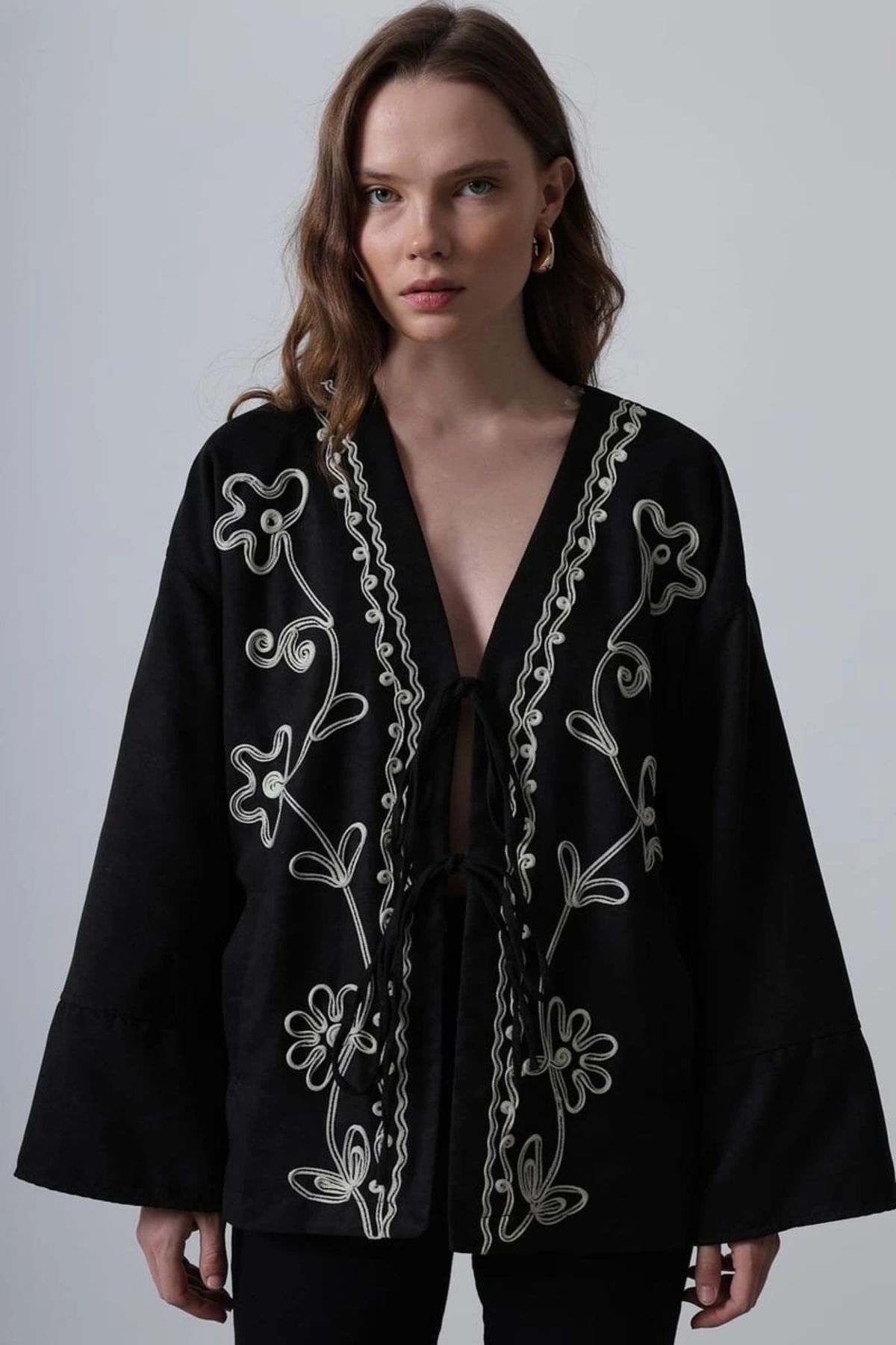 depo tekstil Siyah Nakış İşlemeli Kimono
