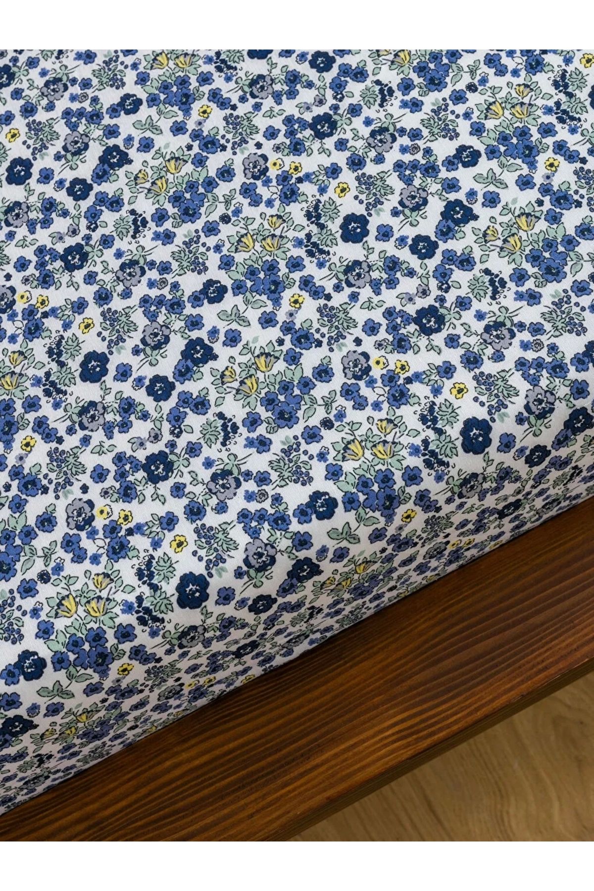 LC Waikiki-Lcw Home Mixed Floral Patterned Double Fitted Sheet 2
