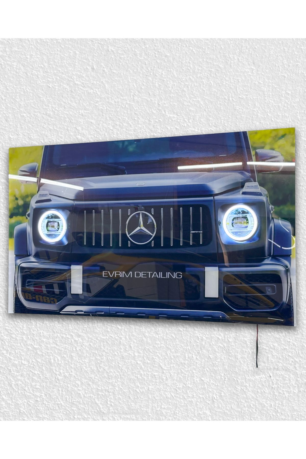 MERCEDES PLEXON Mercedes G-Wagon LED Pleksi Tablo – Kişiye Özel Plakalık Yazılı (59x119 cm)