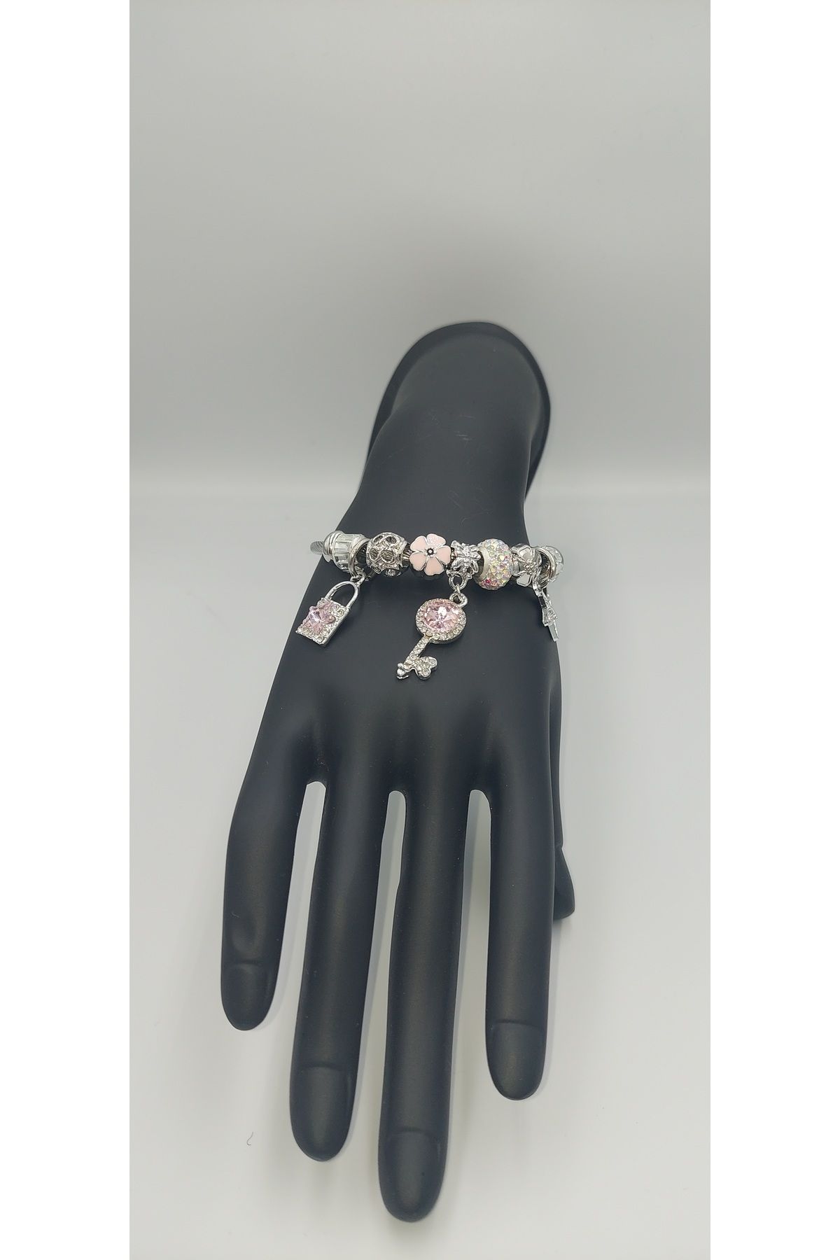 Butik Charmlı Çelik Bileklik
