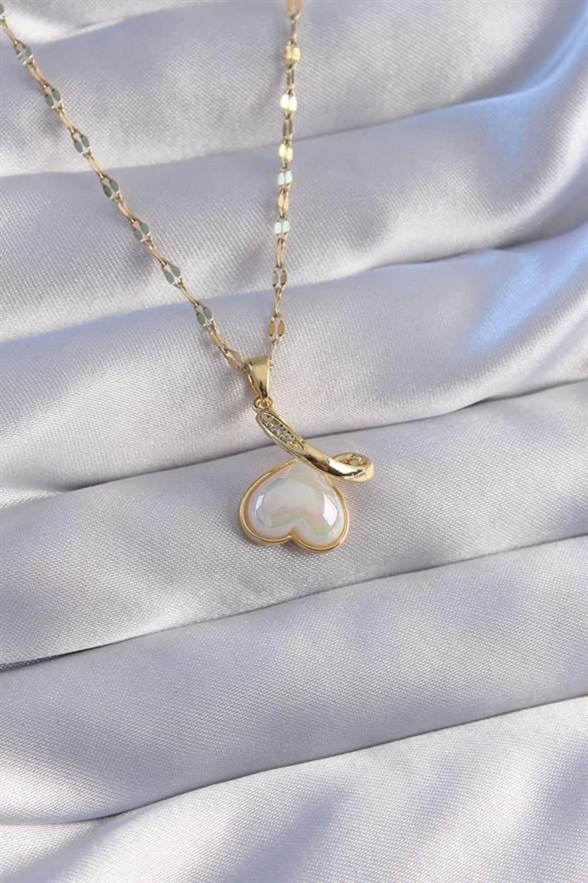 Lale Moda 316L Çelik Zincir Gold Renk Zirkon Taşlı Mineli Kalp Kolye