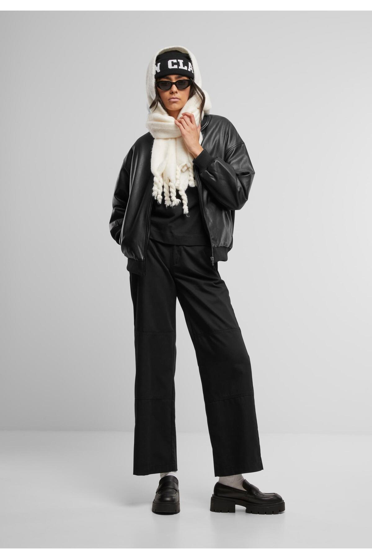 Urban Classics-Unisex-Logo-Jaquard-Mütze 7