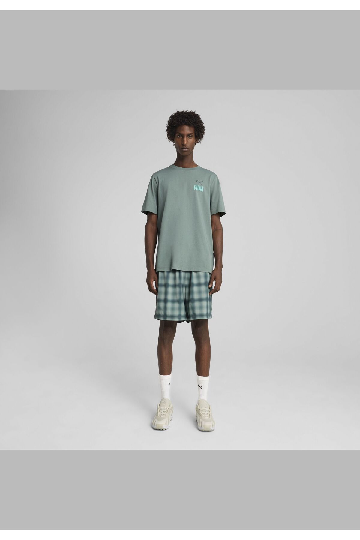 complete the look image