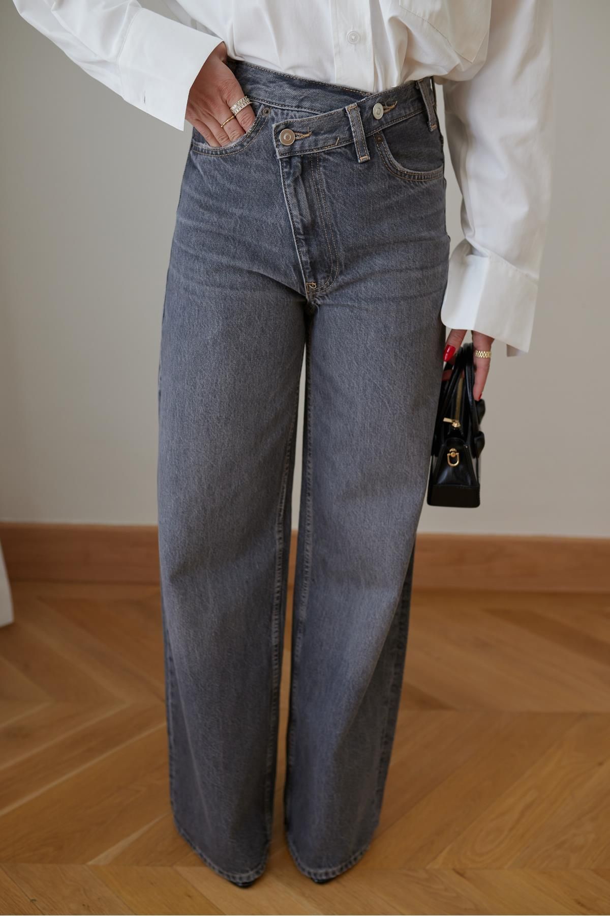 Askı Tekstil Gri Yatay Çift Düğme Detaylı Ekstra Bol Paça Denim Pantolon