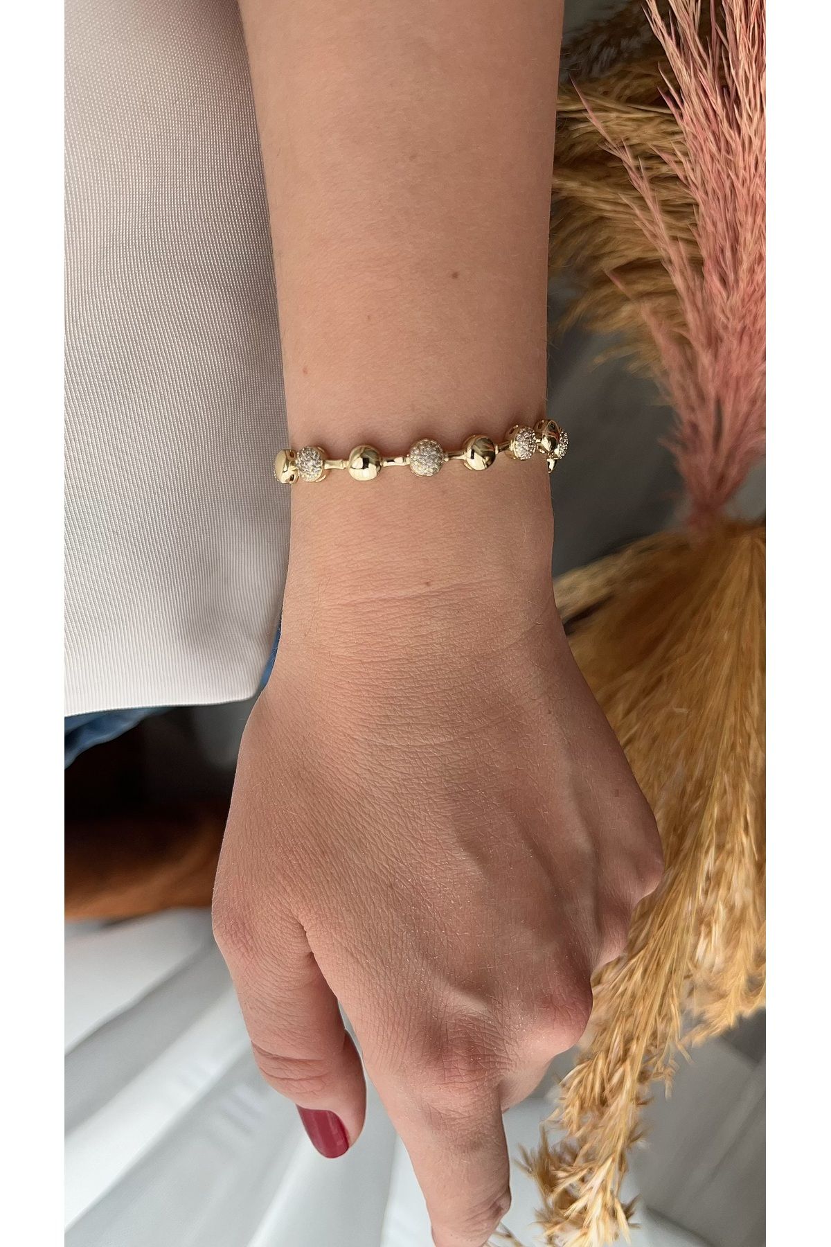 XUPING JEWELRY Sıralı dairesel Zirkon taşlı zarif 14k rengi bileklik