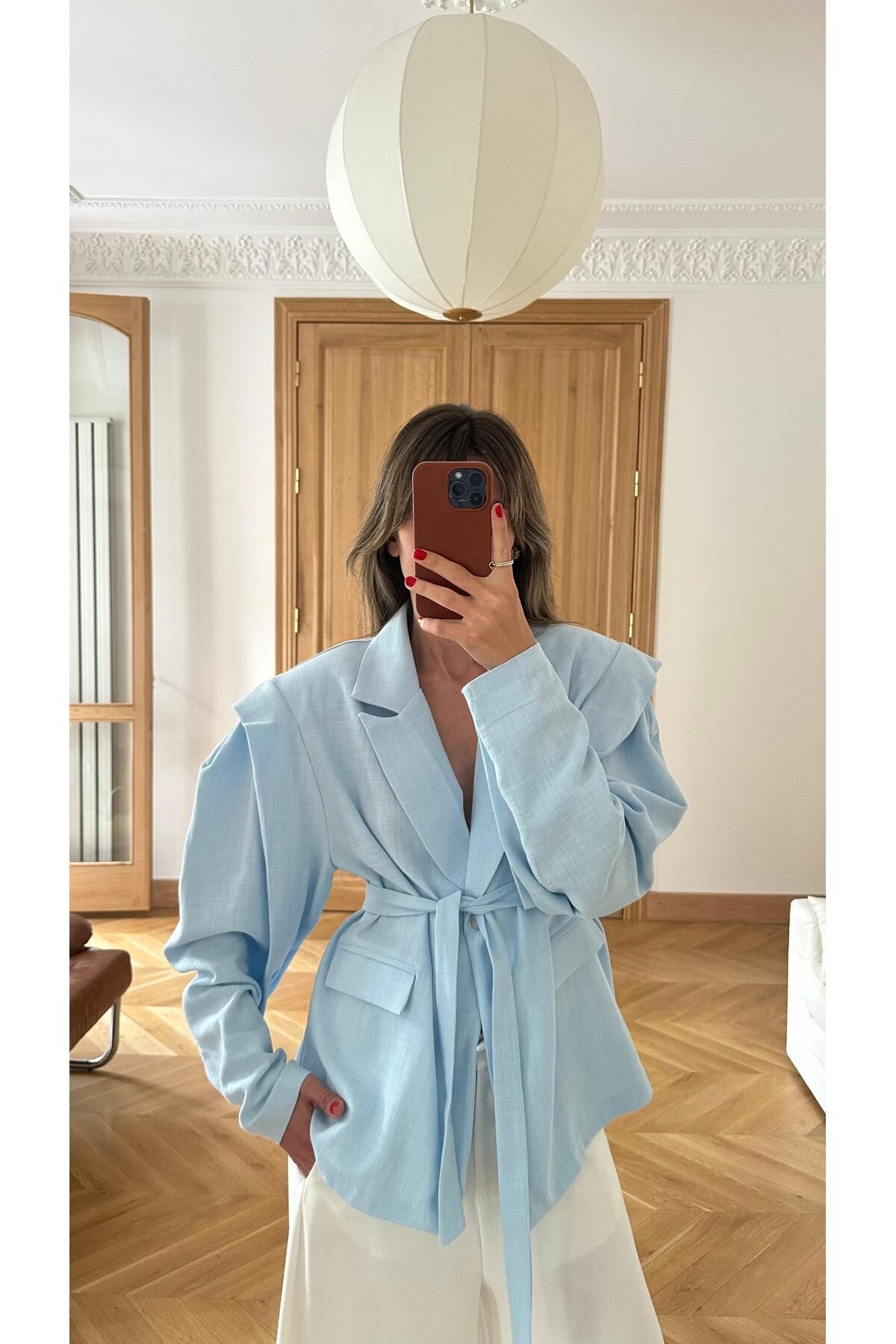 Askı Nişantaşı Bebe Mavi Kol Detaylı Çıkarılabilir Kuşaklı Önden Tek Düğmeli Ceket