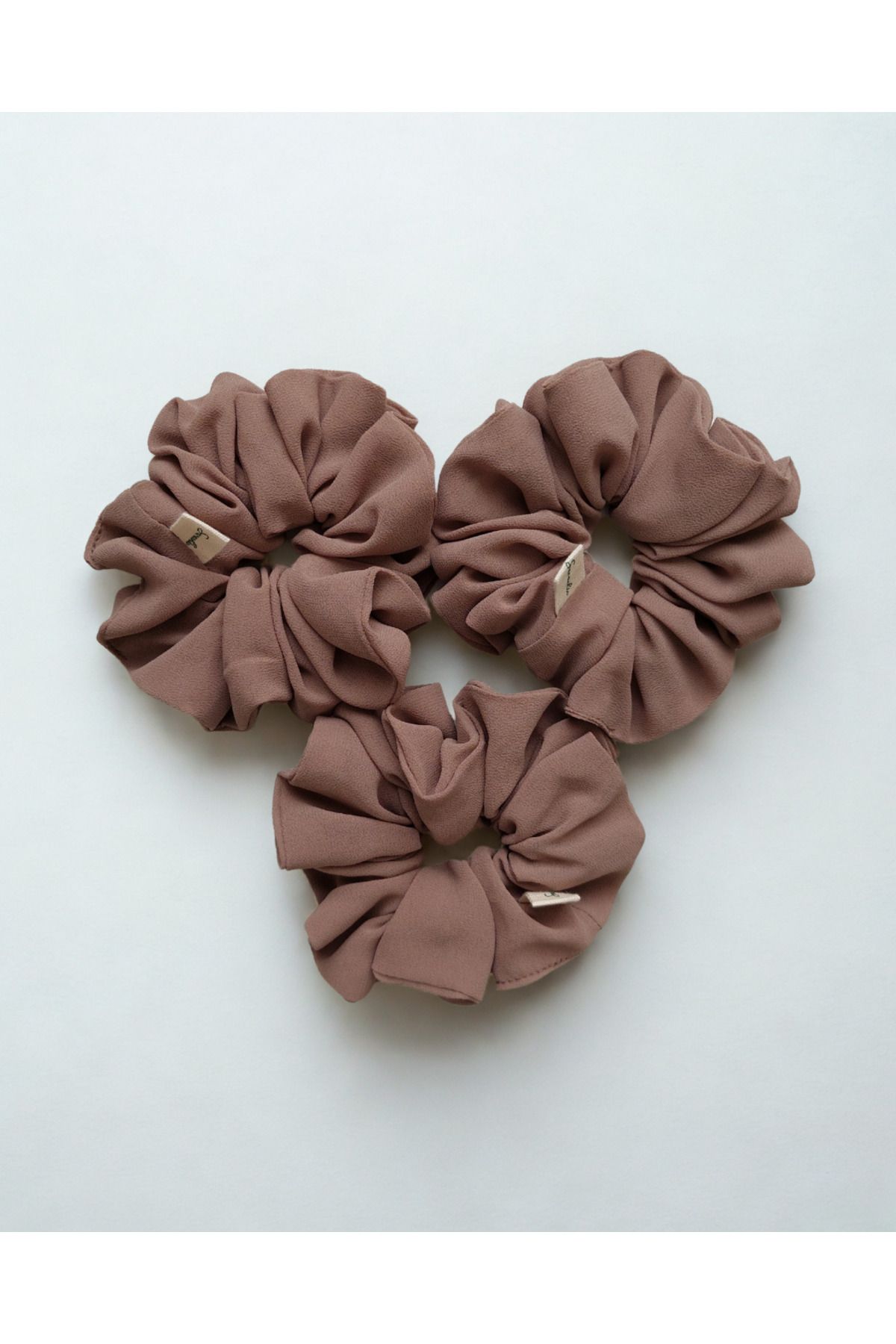 SARACHIC Scrunchie