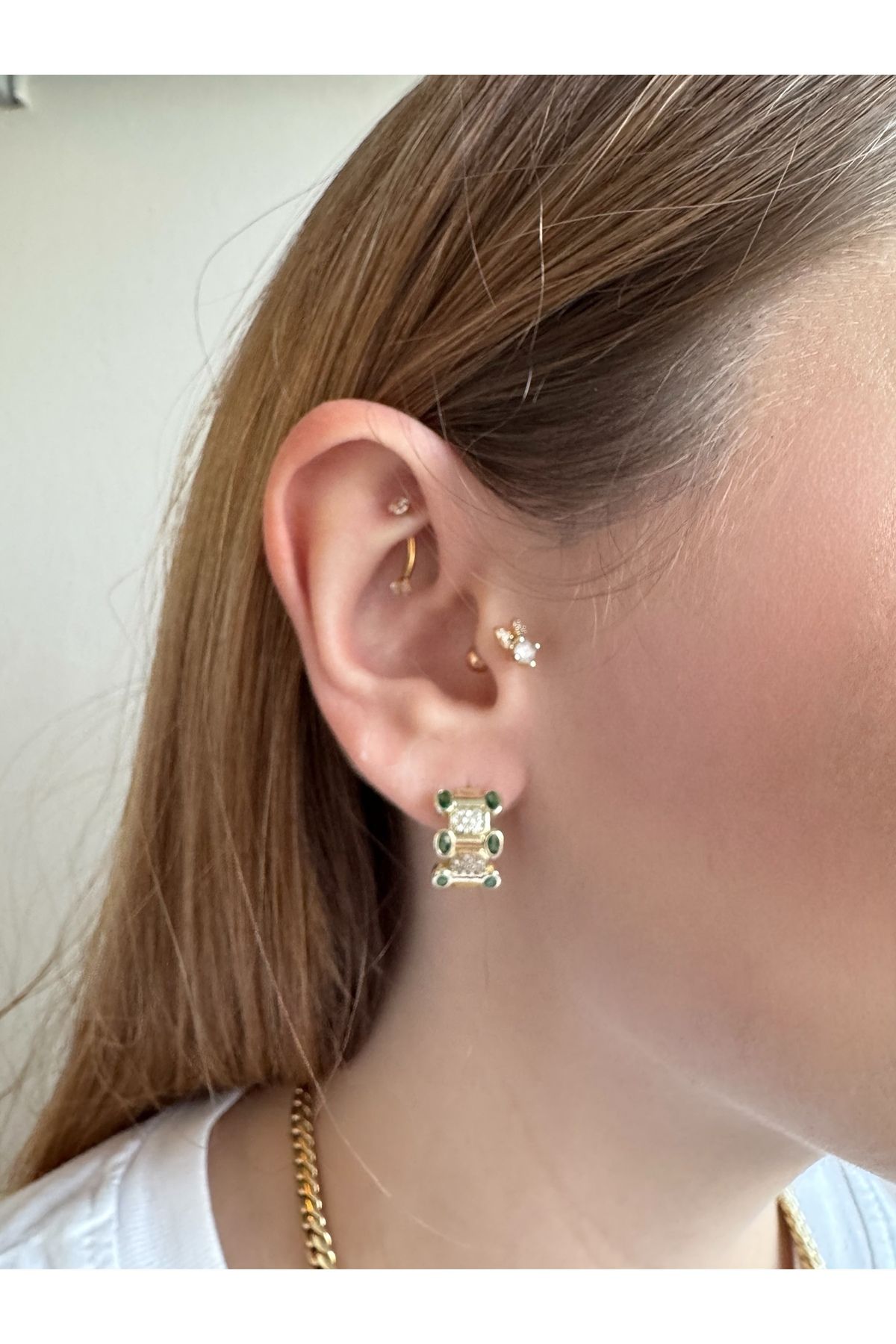 Gilia Jewelry Yeşil Taşlı Serenay Küpesi