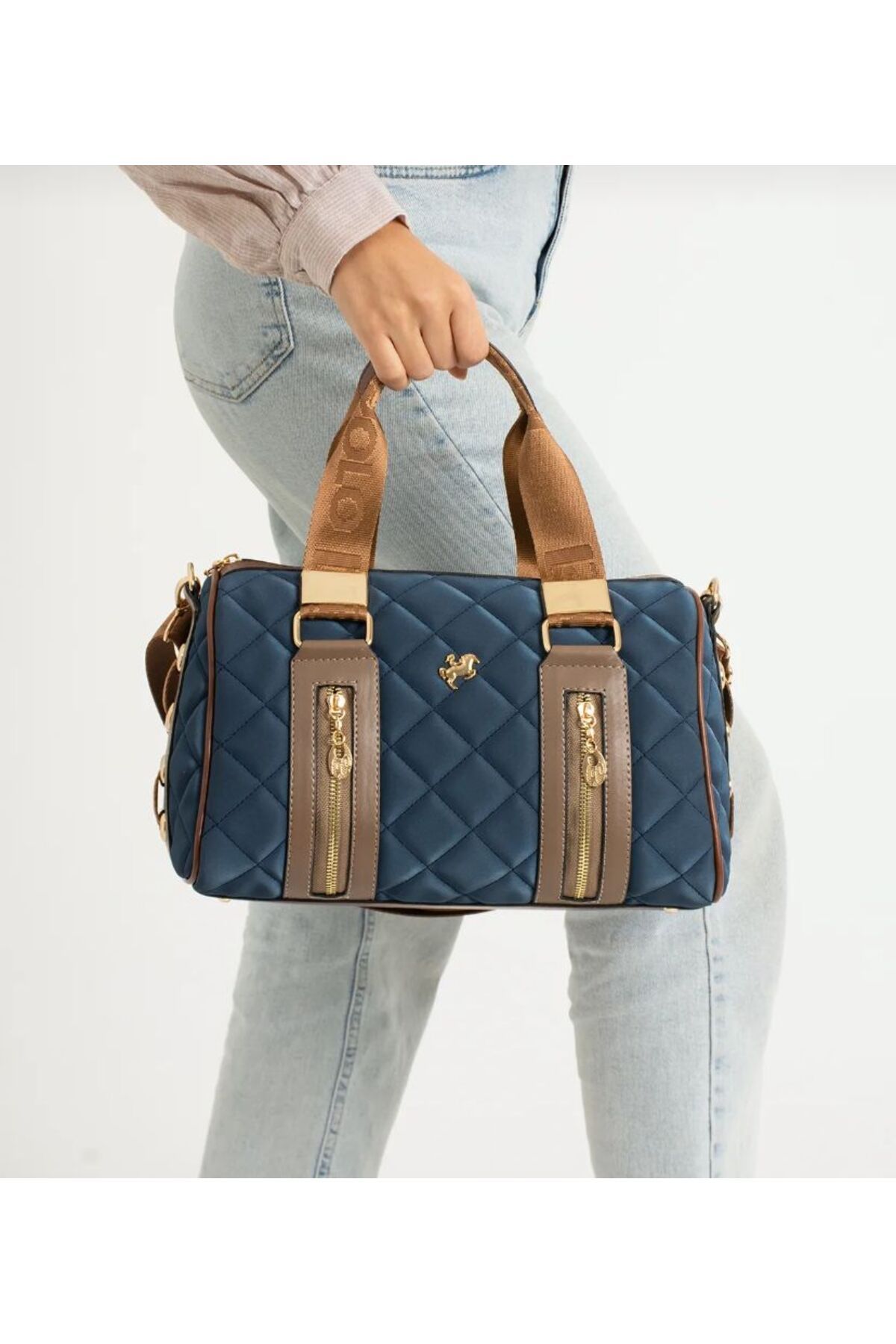 ST Bags Kadın Kapitone İşlemeli Lacivert Şık Tasarım El Ve Omuz Çantası