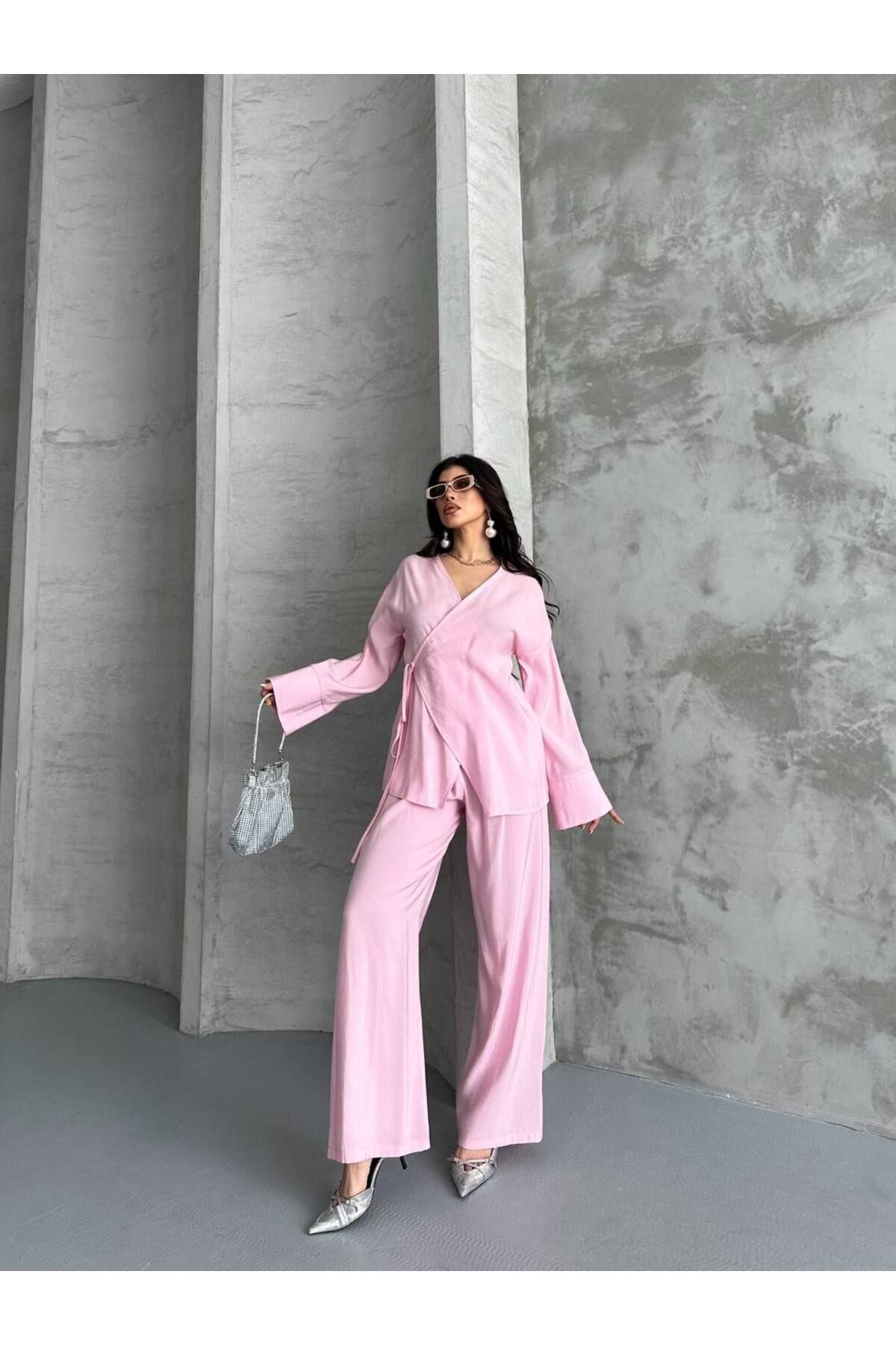 Castivo Fashion Drapeli Bağlamalı V Yaka Takım