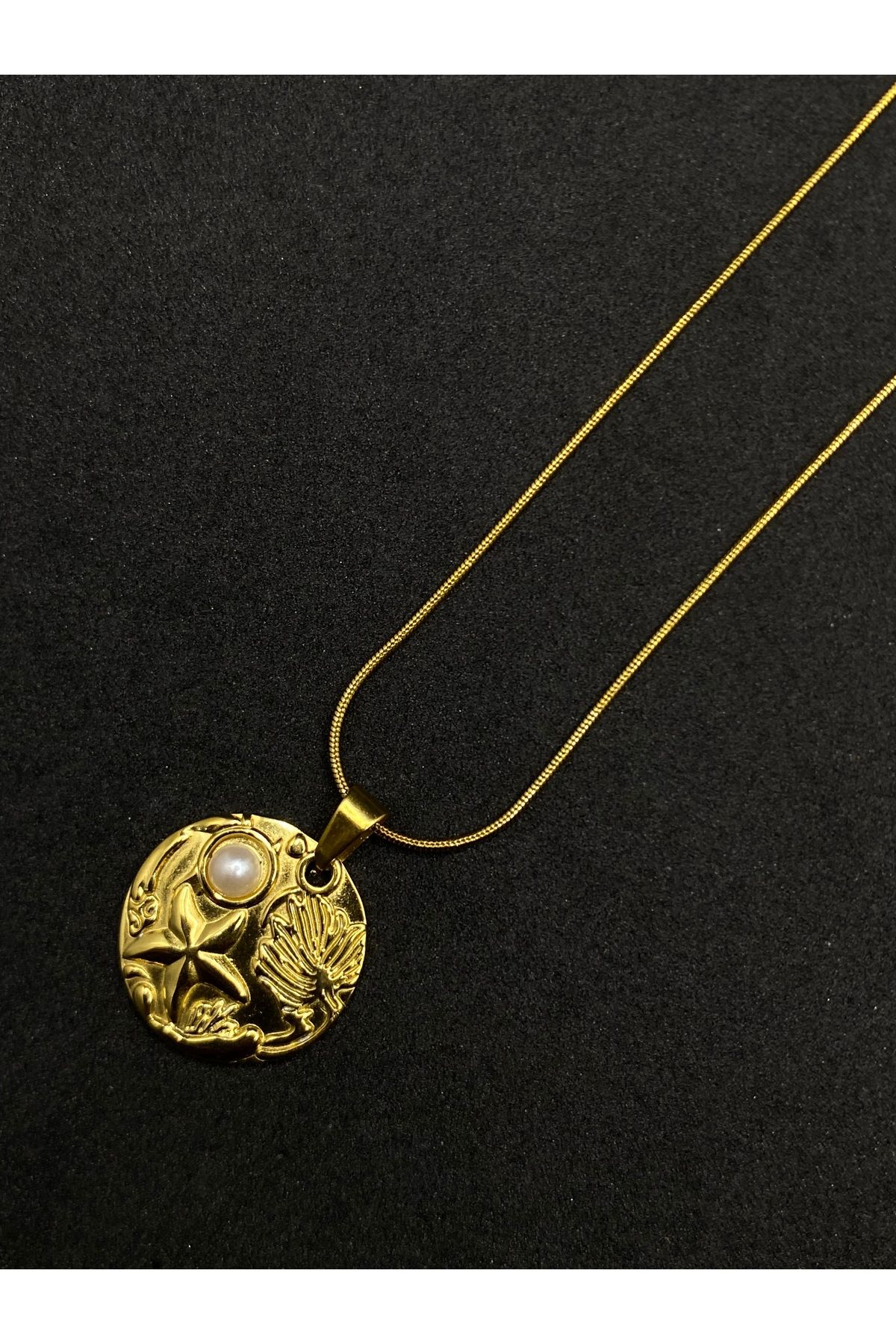 Jiji Jewelery Deniz Yıldızı Yaz Kum Güneş İnci Detaylı Altın Renk Paslanmaz Çelik Kolye