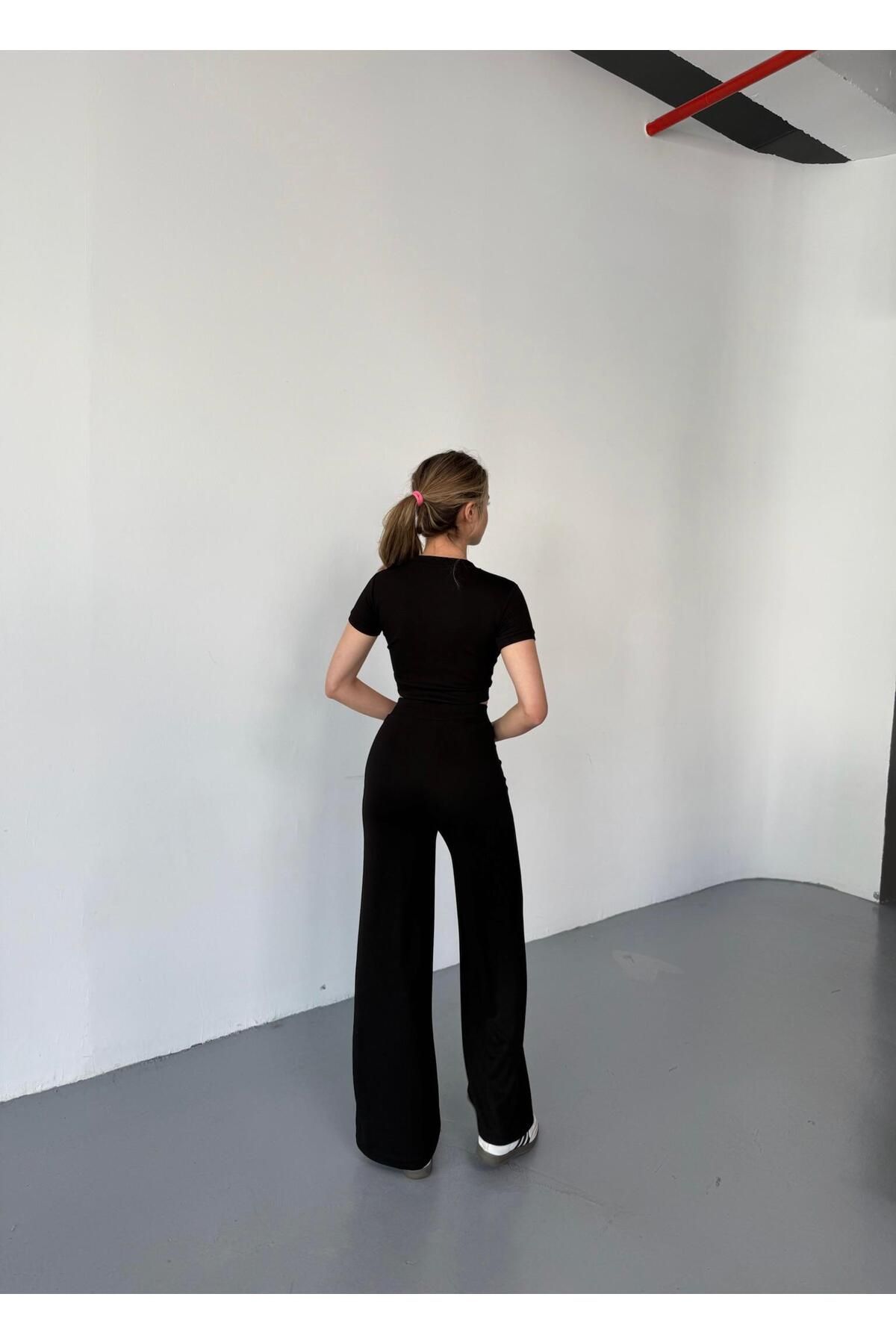 Lora Merry Modal Kumaş İkili Crop Takım