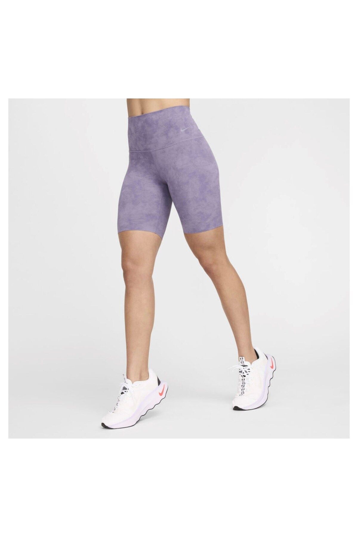 Nike Zenvy Kadın Yumuşak Destekli Yüksek Belli 20cm (yaklaşık) Biker Şort