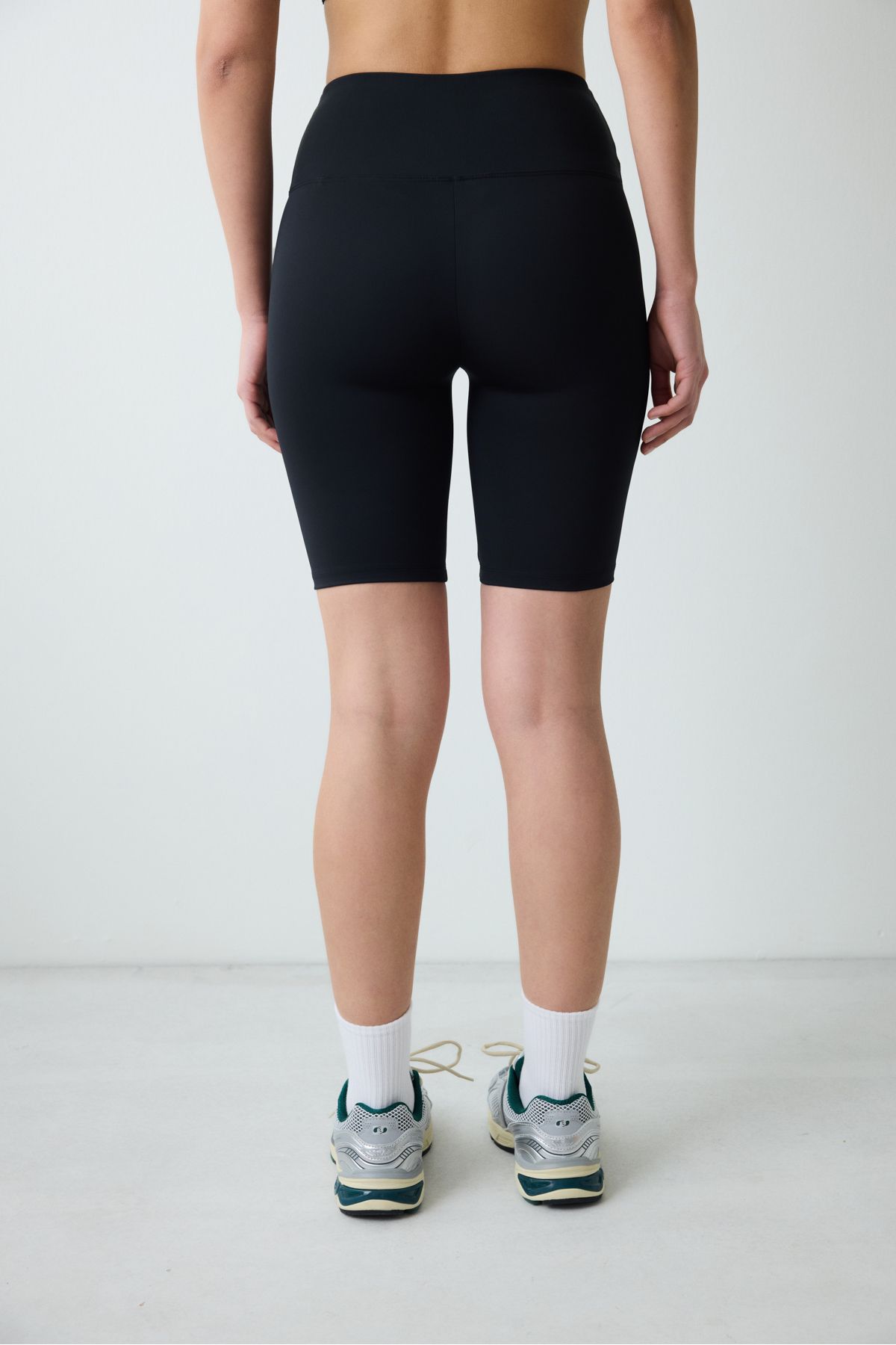 Penti-Black Smooth Feel High Waist Cyclist (Biker) Short Leggings 3