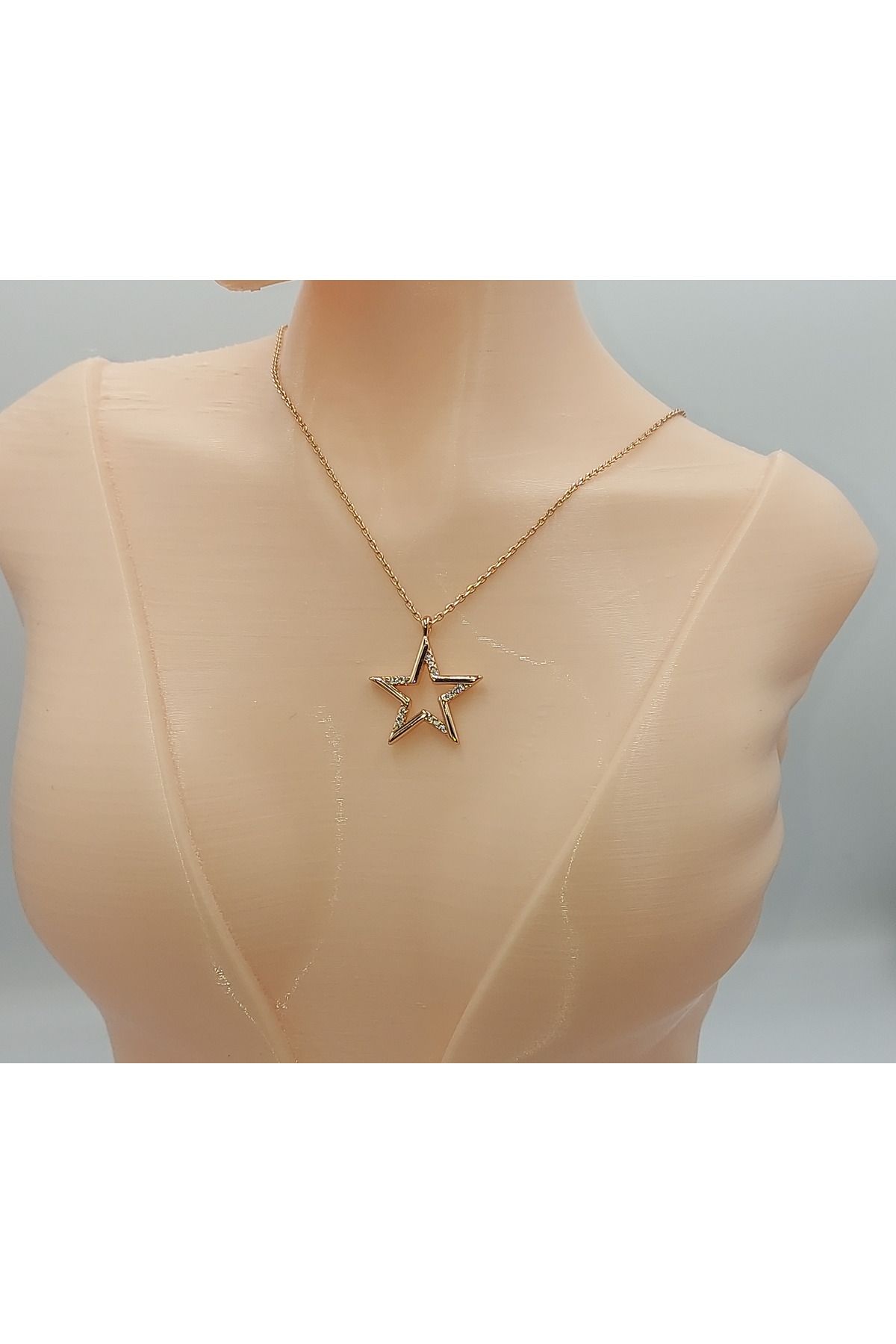 XUPING JEWELRY Xupıng Altın Renk Yıldız Çelik Kolye