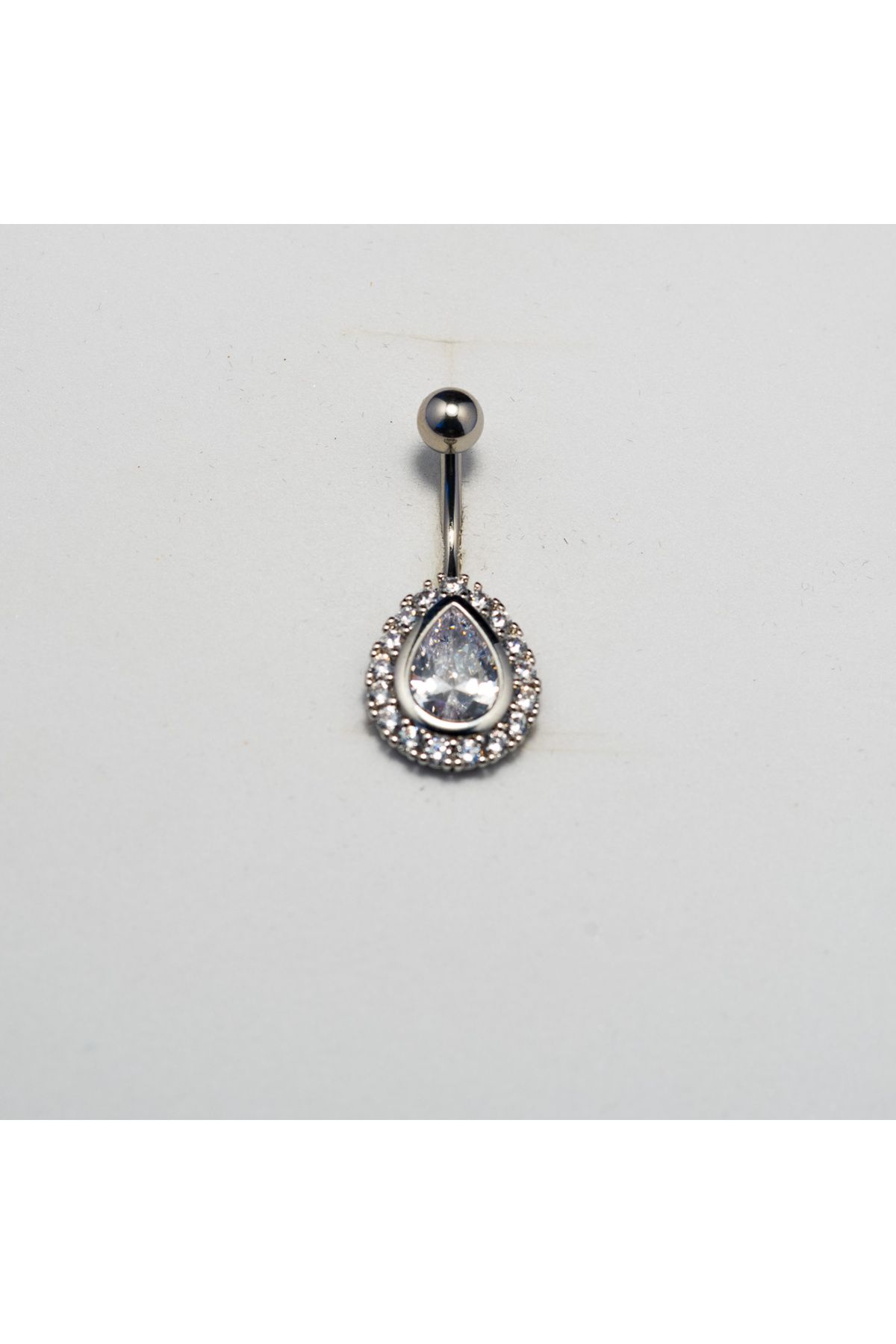 Piercing by Sever DAMLA TAŞLI ŞIK MODEL CERRAHİ ÇELİK GÖBEK BELLY PIERCING… GÜMÜŞ/SILVER RENKLİ ve ŞEFFAF TAŞLI.