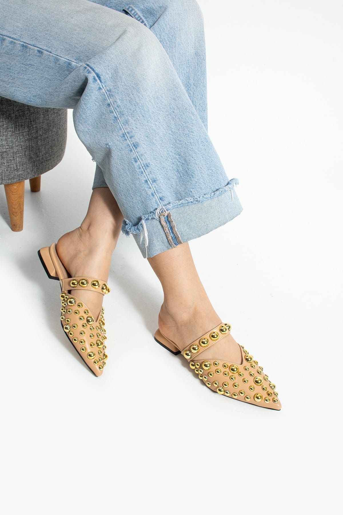 Şan's Shoes Bej renk trop aksesuarlı babet