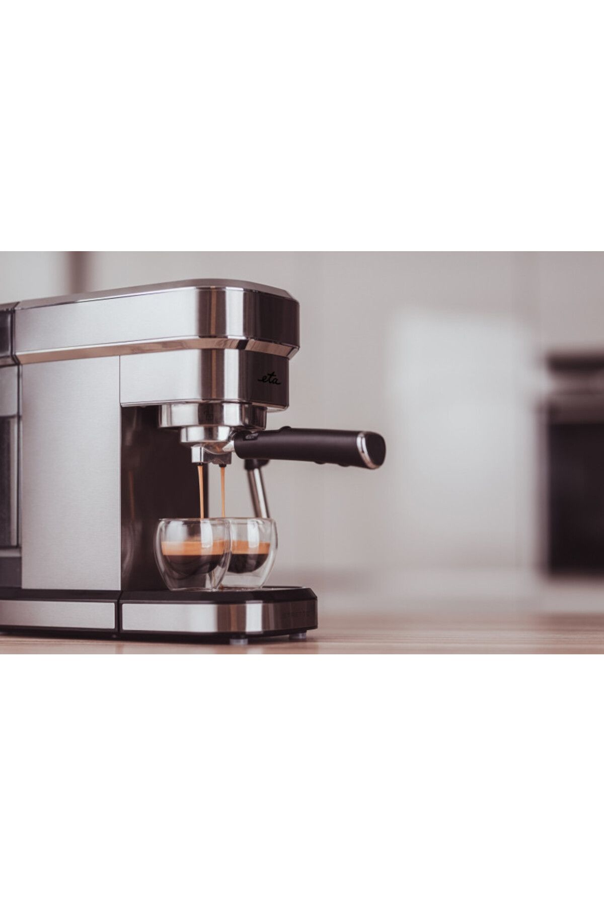 ETA-Manual espresso machine ETA Stretto 2180, 1350 W, 0.75 L, frothing device, 15 bar, stainless steel 12
