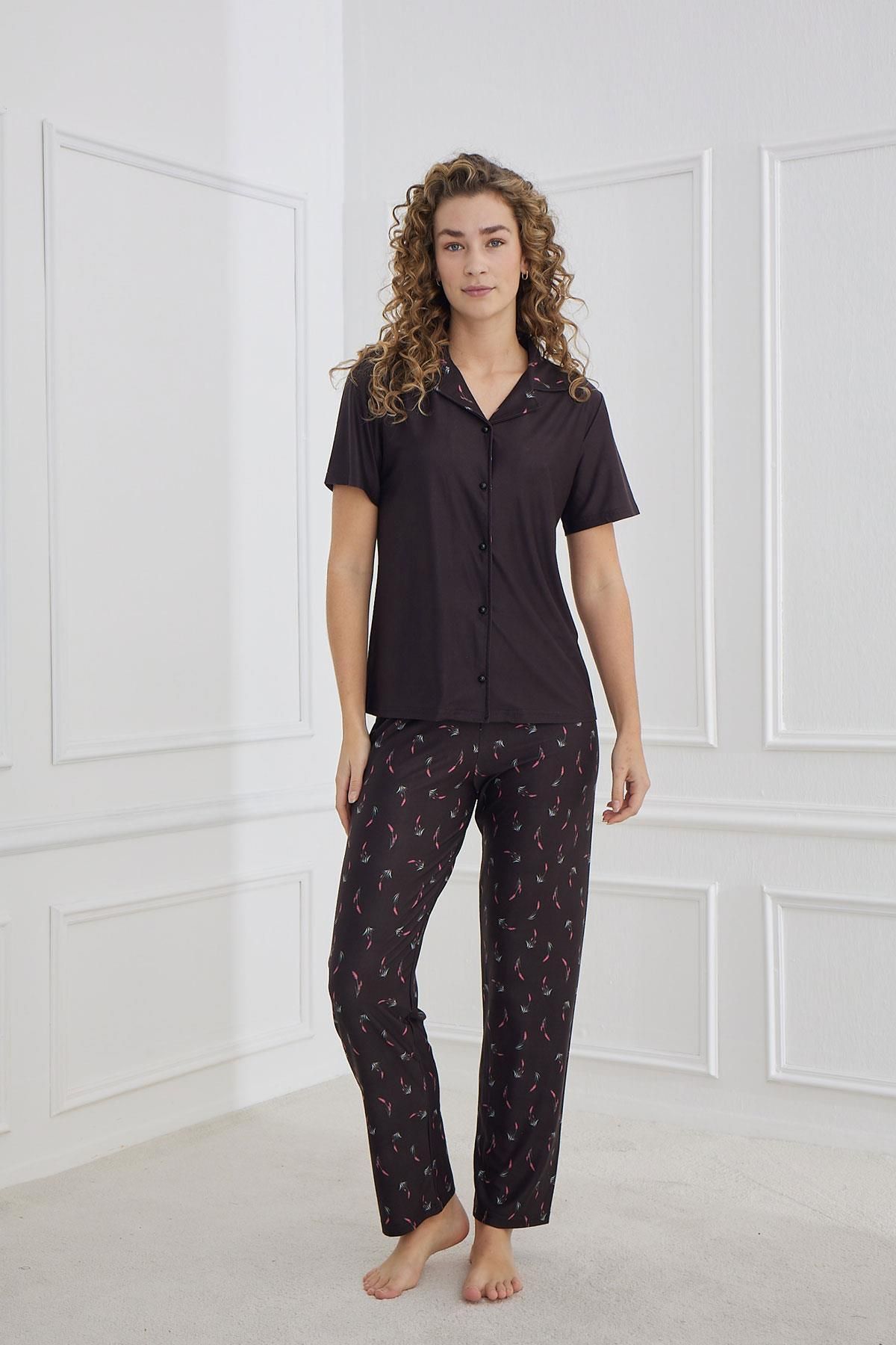 Kompedan Kadın Desenli Polo Yaka Kısa Kol Pijama Takım | Siyah 30101-952