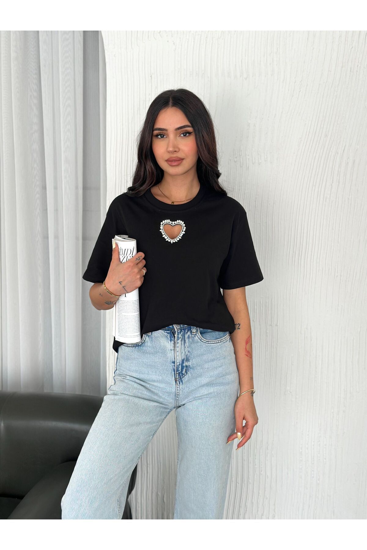 gozdefashion Kadın Oversize Kalp Taş Detaylı T-Shirt