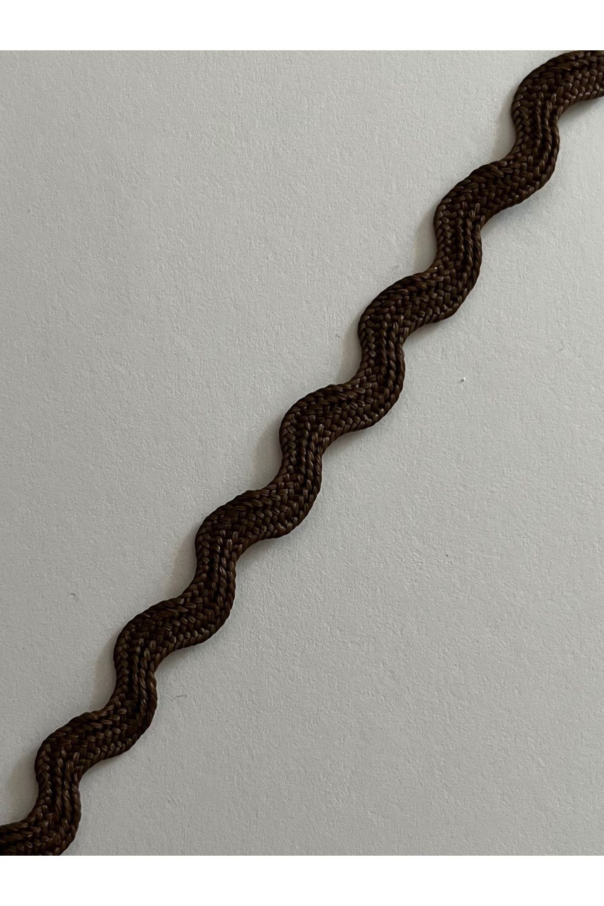 Öztürk Su Taşı, Dekoratif Şerit. 1cm x 6,8 metre. Kahve