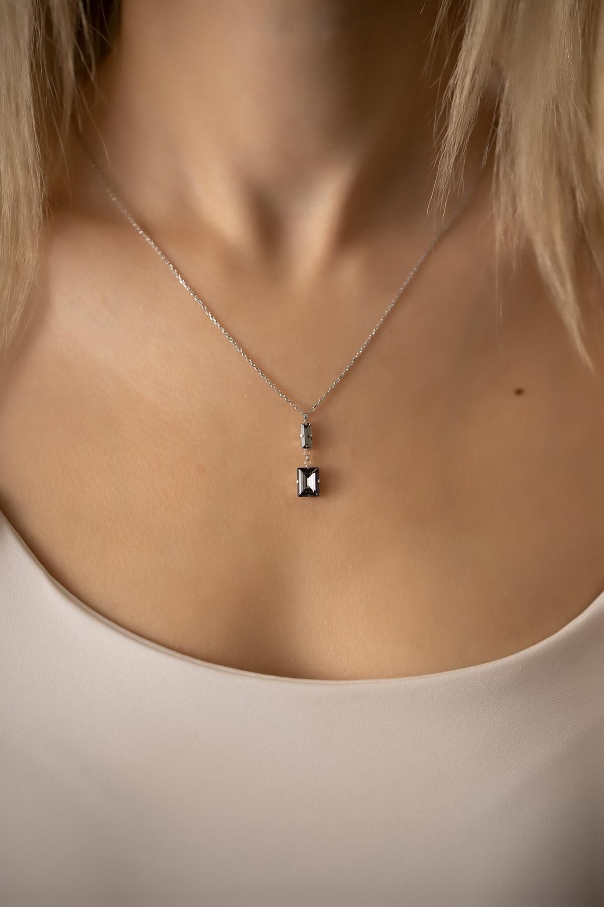 Ninova Silver Çubuk ve Baget Model Gümüş Crystal Kolye