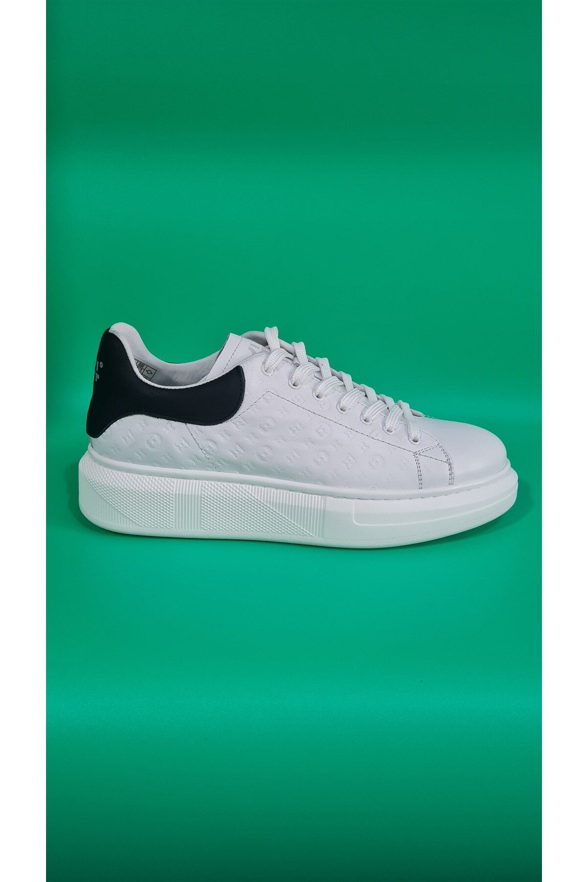 MARCOMEN Bağcıklı LV Model Baskılı Kalın Düz Taban Sneaker Ayakkabı 21006