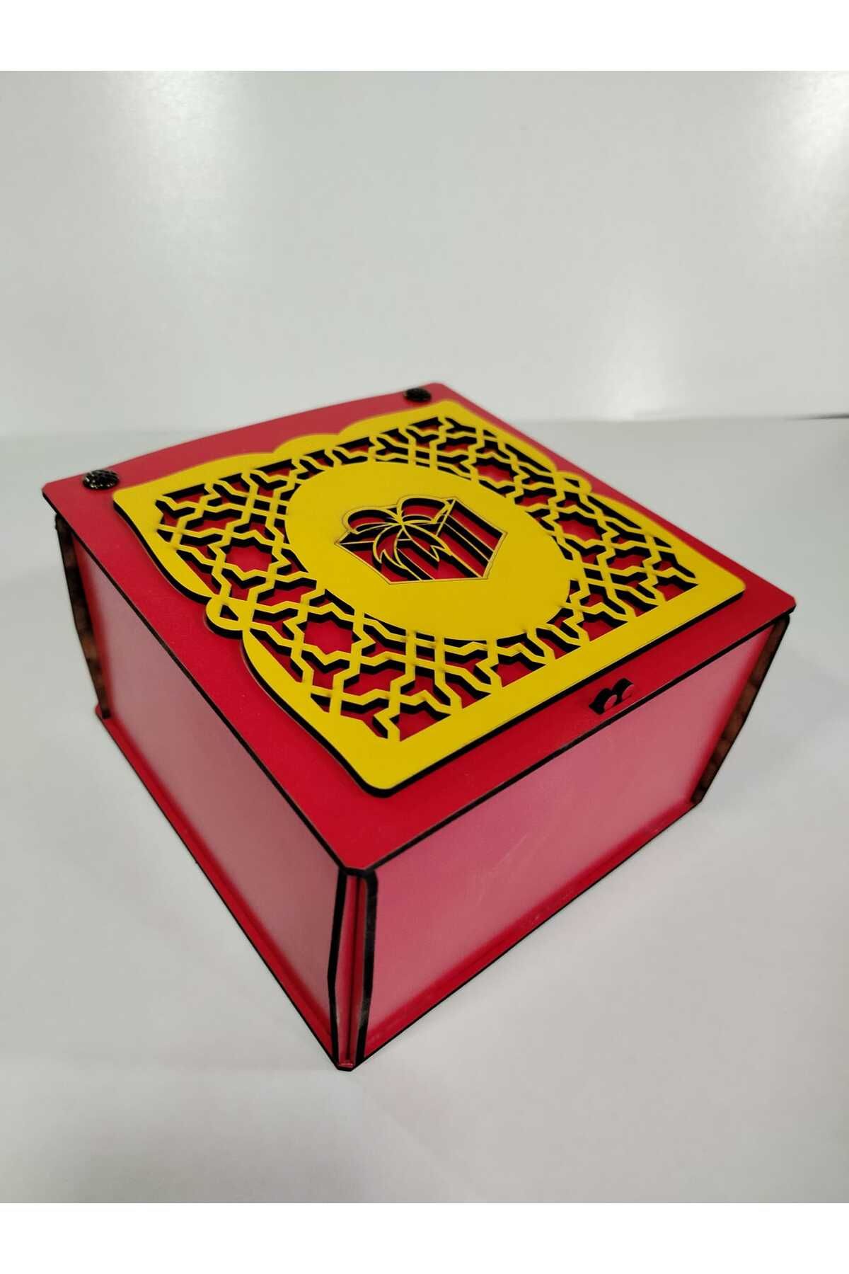 Vuslat Hediyelik KIRMIZI AHŞAP HEDİYE KUTUSU SARI DEKOR (15X15 CM) 9 CM YÜKSEKLİK