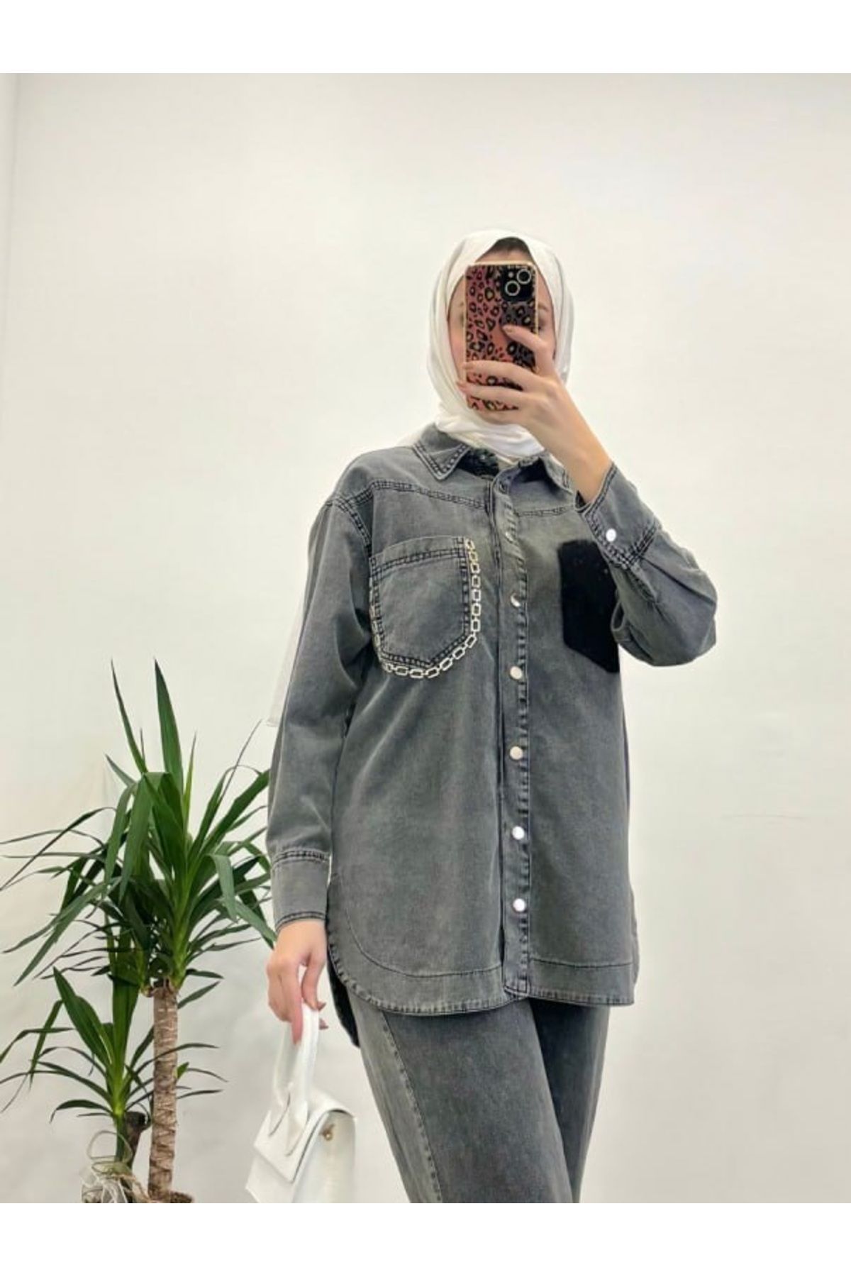Suede Style 9145 - Cep Zincir İşleme Detaylı Rahat Şık Kadın İnce Kot Ceket