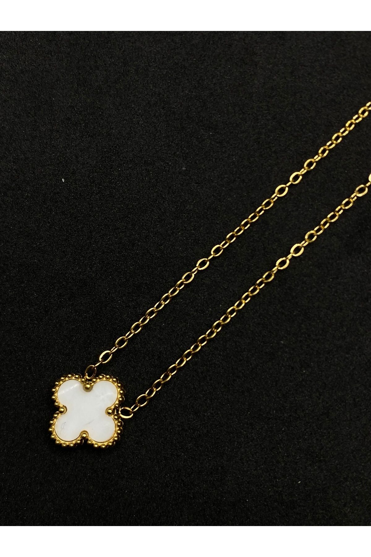 Jiji Jewelery Van Cleef Beyaz Yonca Model Çift Taraflı Mineli Altın Renk Paslanmaz Çelik Kolye