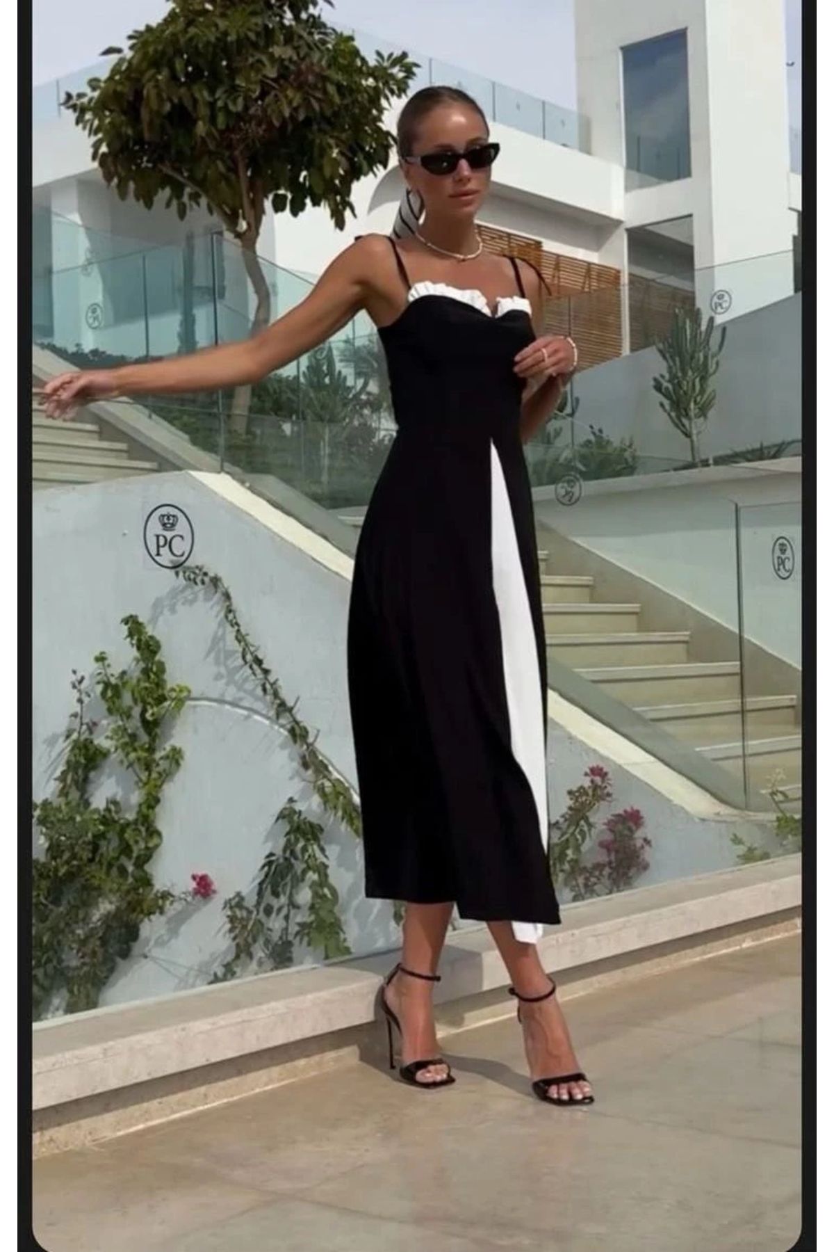 Buklemoda Scuba Kumaş Askılı Elbise