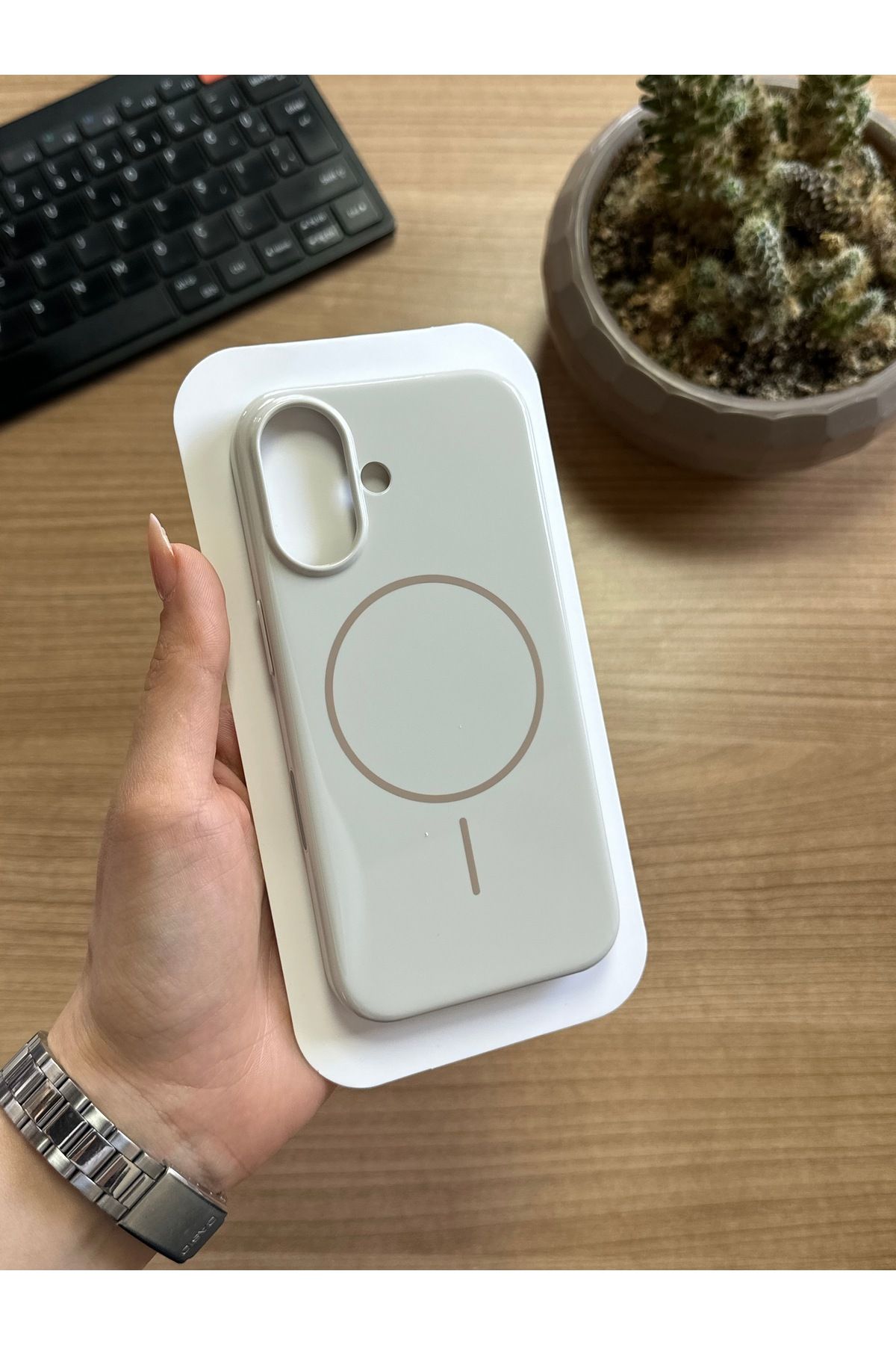 MTL iPhone 16 Animasyonlu Stylus Silikon Kılıf