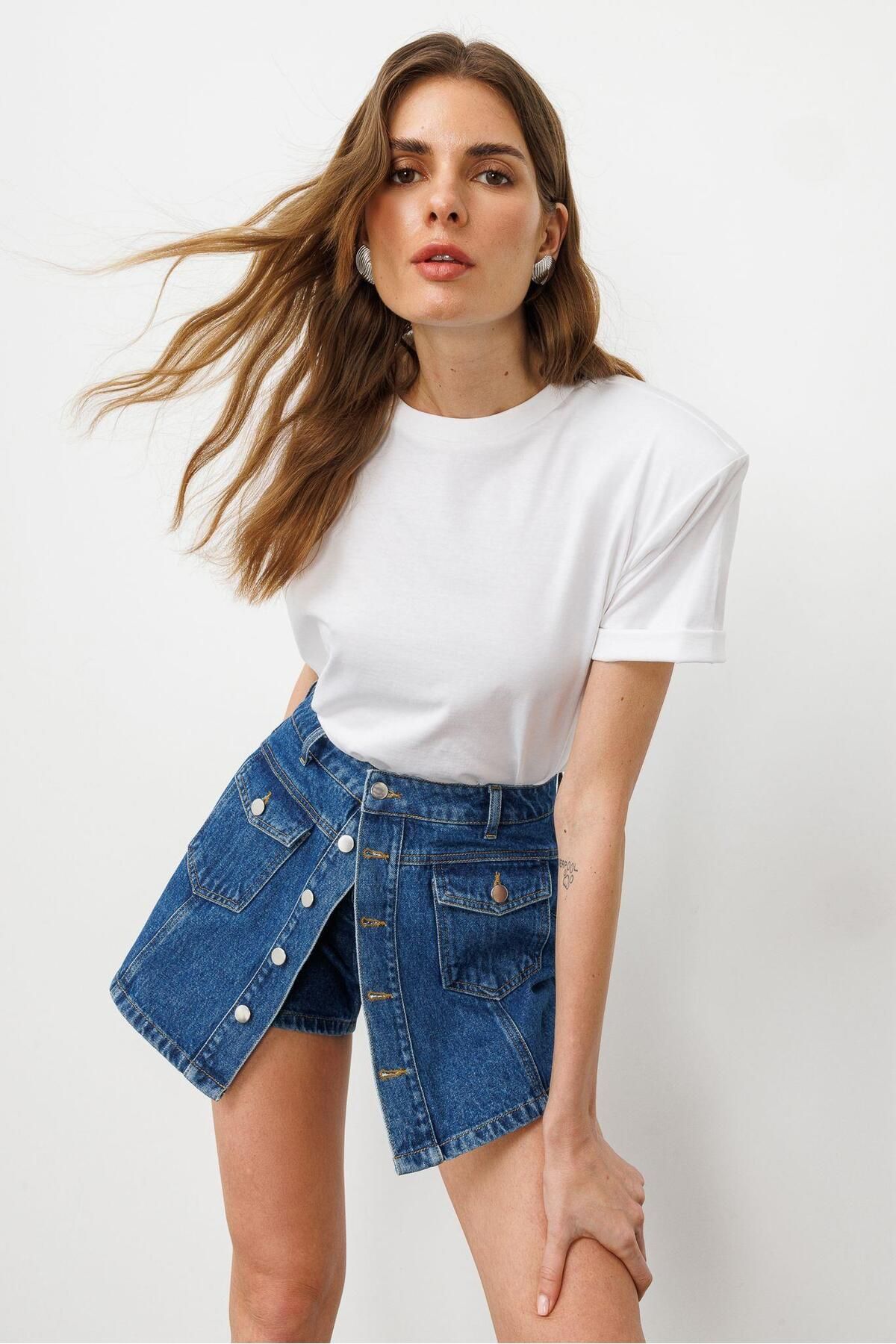 pieces of melon Mavi Önden Düğmeli Cepli Denim Mini Şort Etek