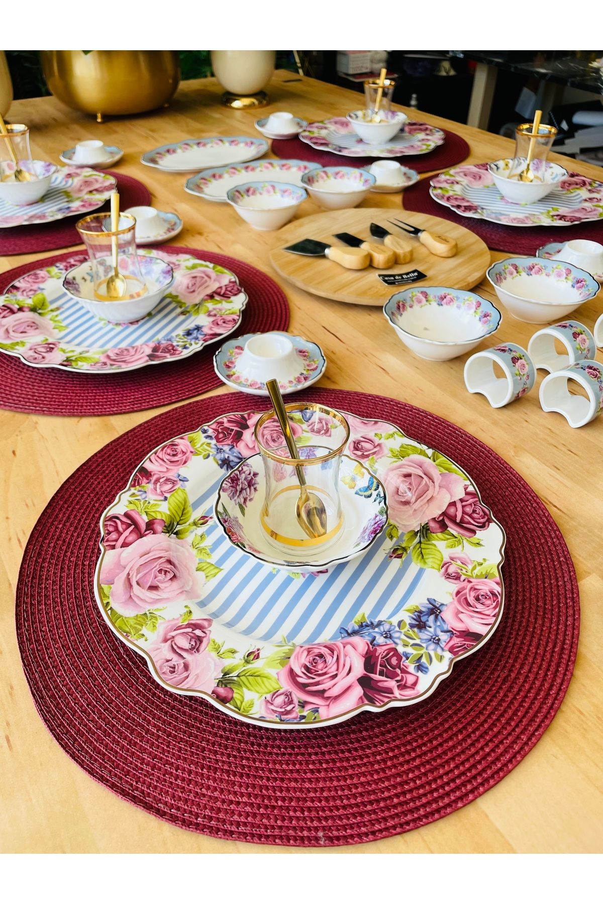 CASA DE BELLA Lotus 46 Parça 6 Kişilik Bone China Kahvaltı Takımı