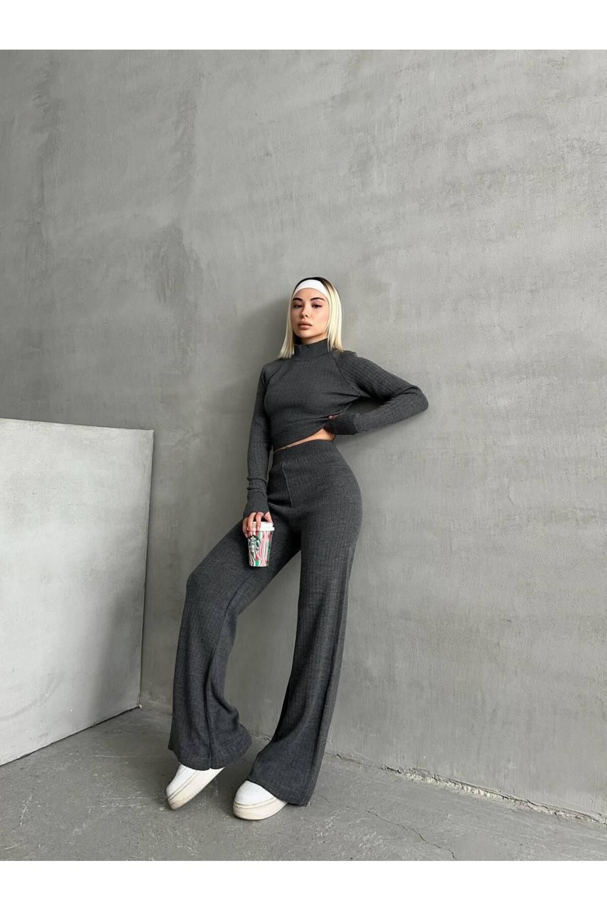 NZL TEKSTİL ITALY KESİM TAM REGLAN PARMAK GEÇİRMELİ CROP PANTOLON TAKIM