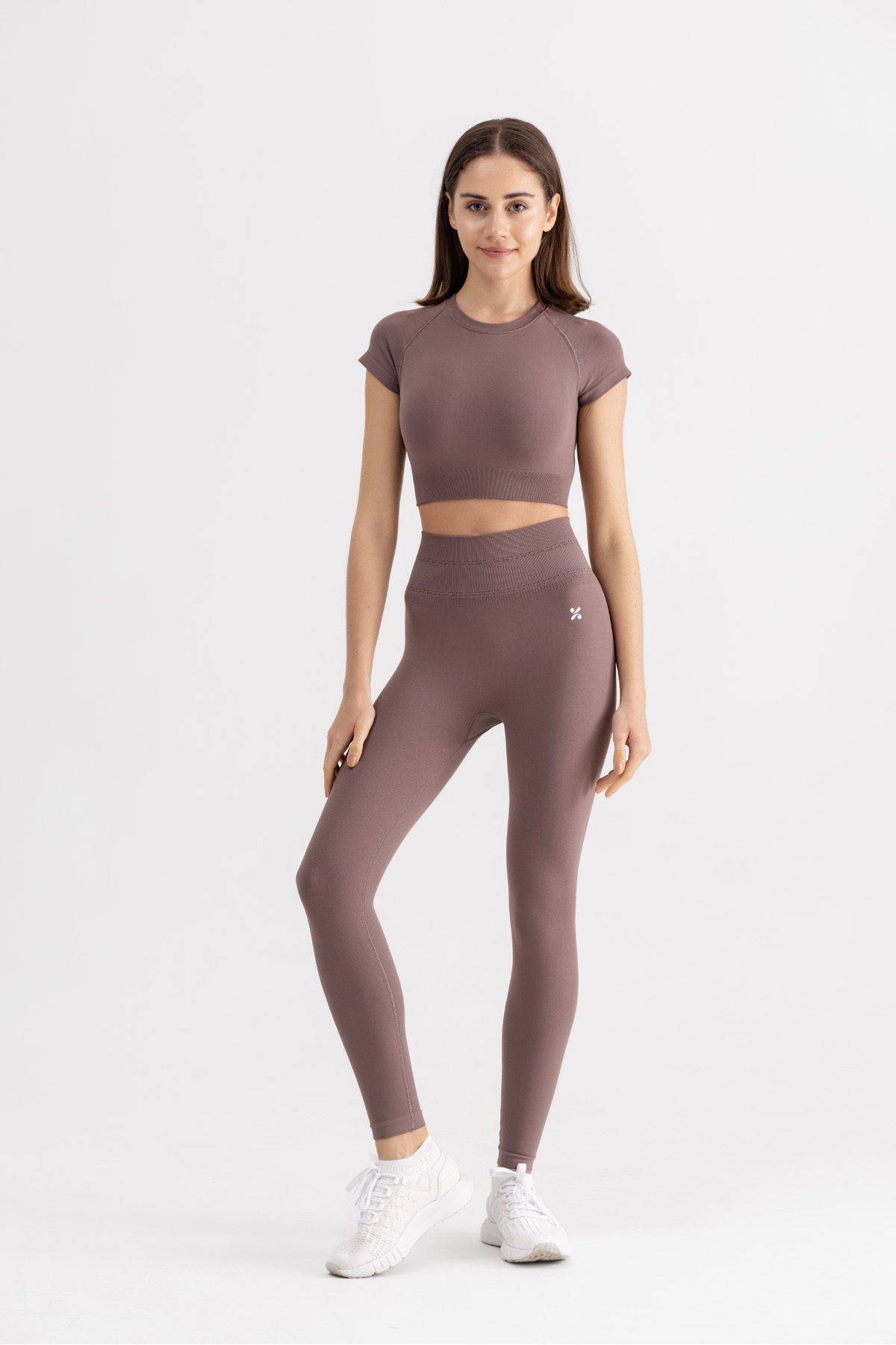 YoubeActive Yoube Active Kadın Kısa Kollu, Esnek Kumaş Crop Top Kahve